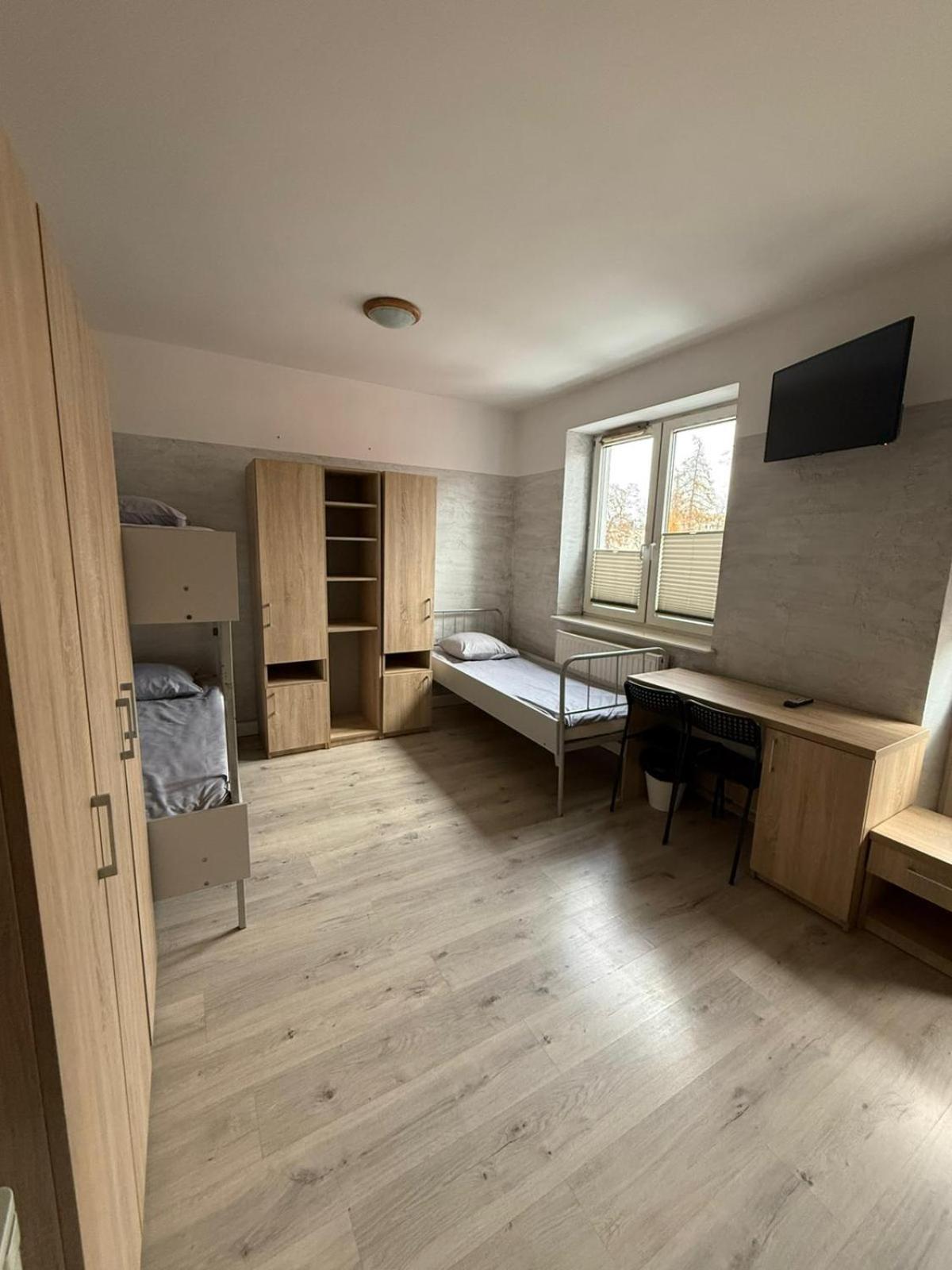 Economy Triple Room with Shared Bathroom