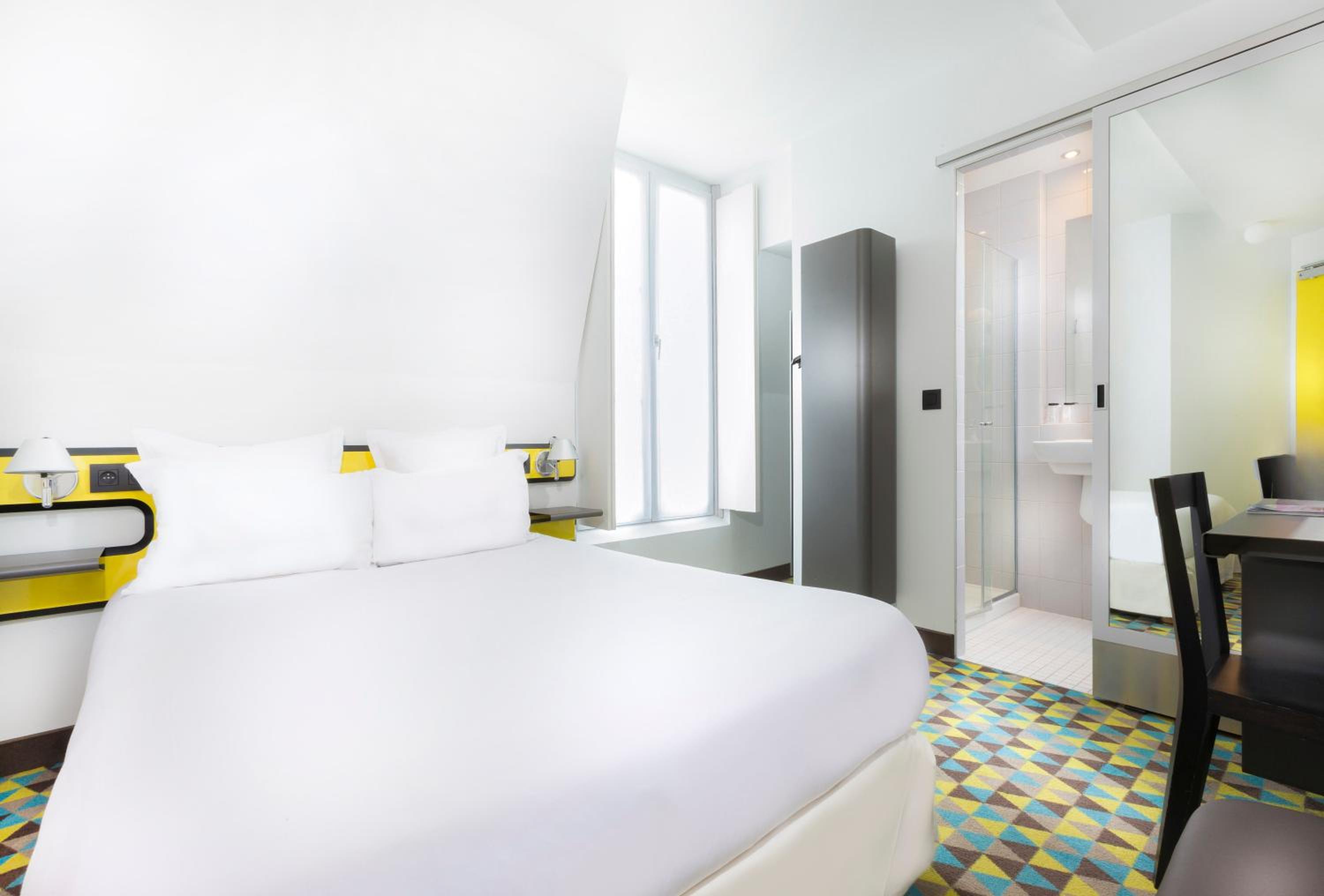 Privilege Double Room with City View