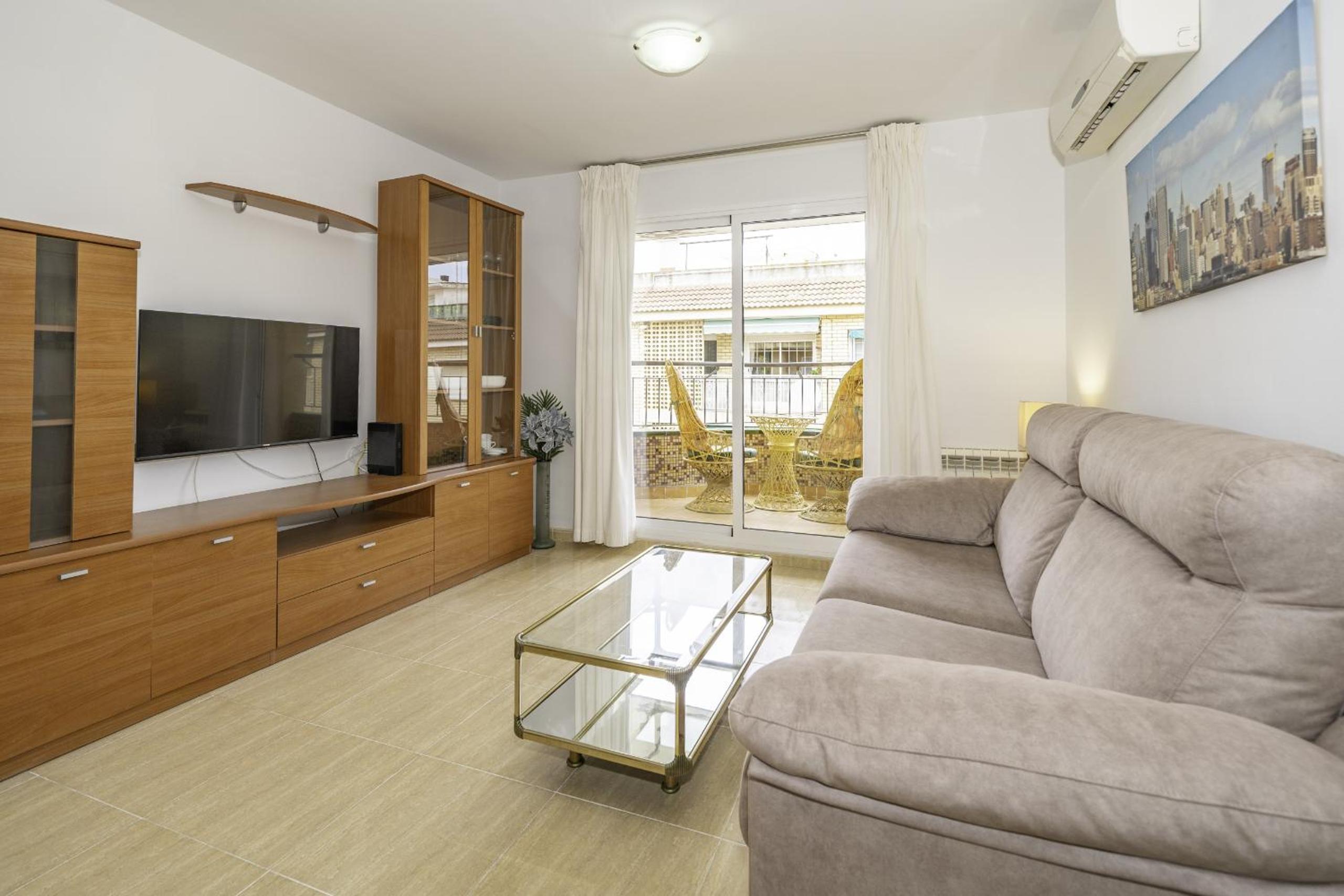 Apartamento con Balcón