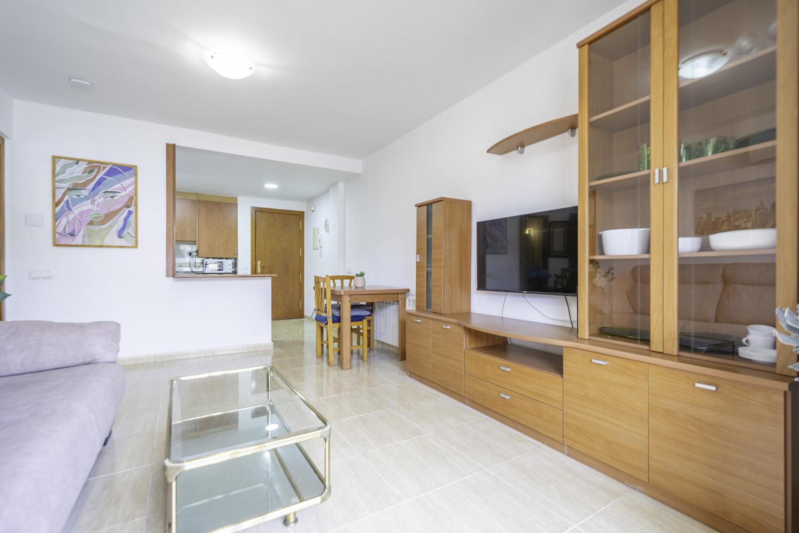 Apartment with Balcony photo 3