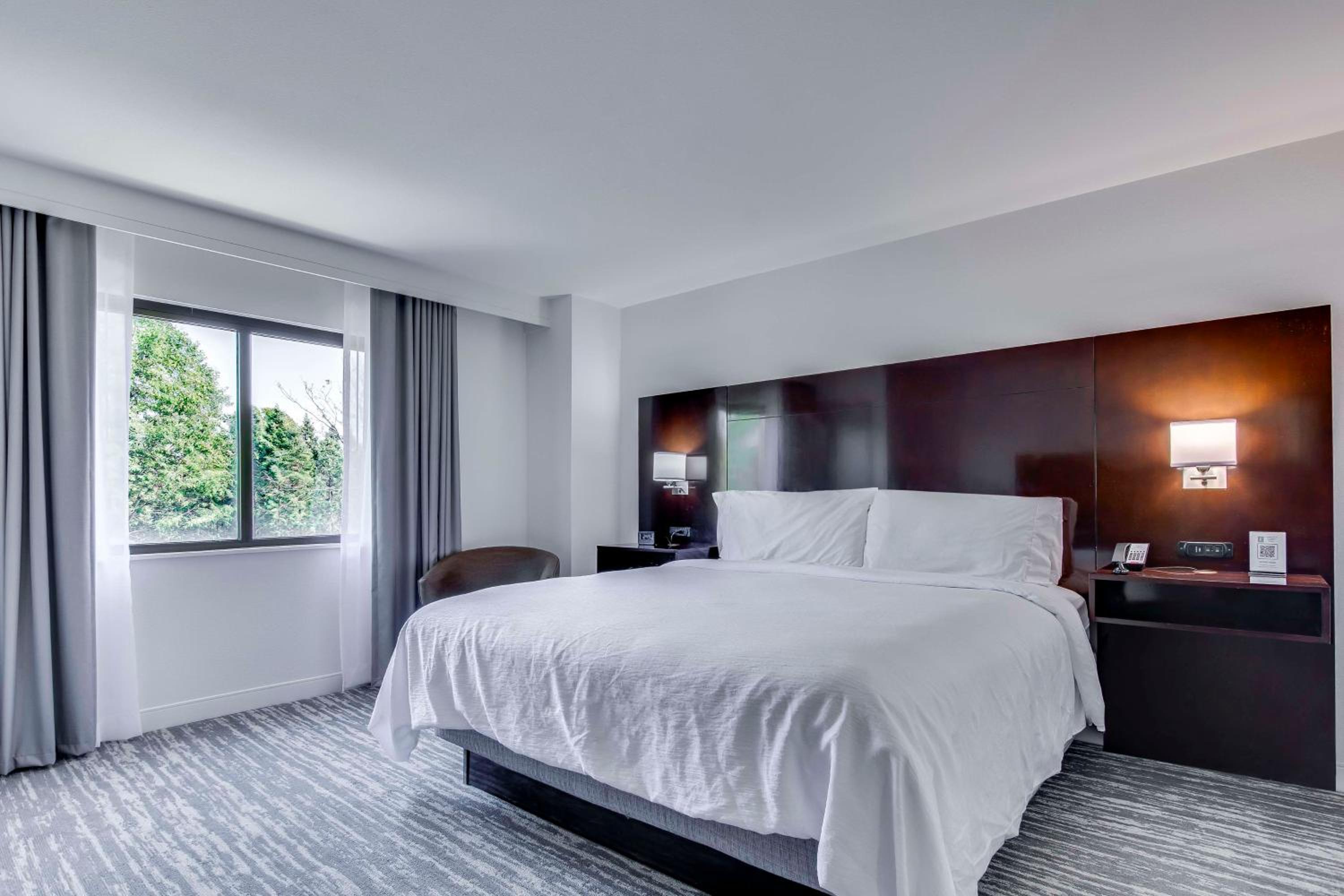 Executive King Suite - Non-Smoking - Photo 1