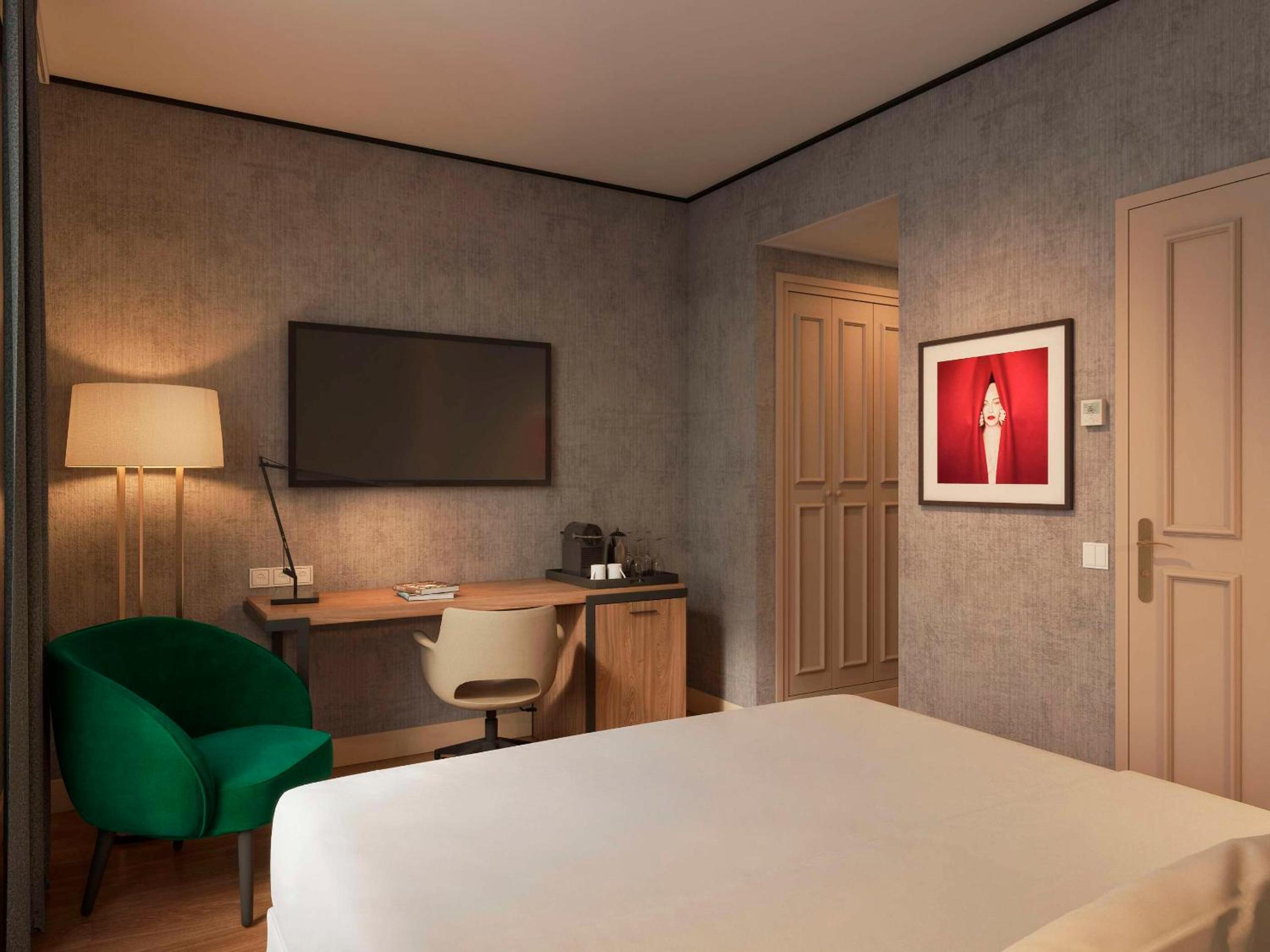 Superior New Style Double Twin Room with Balcony