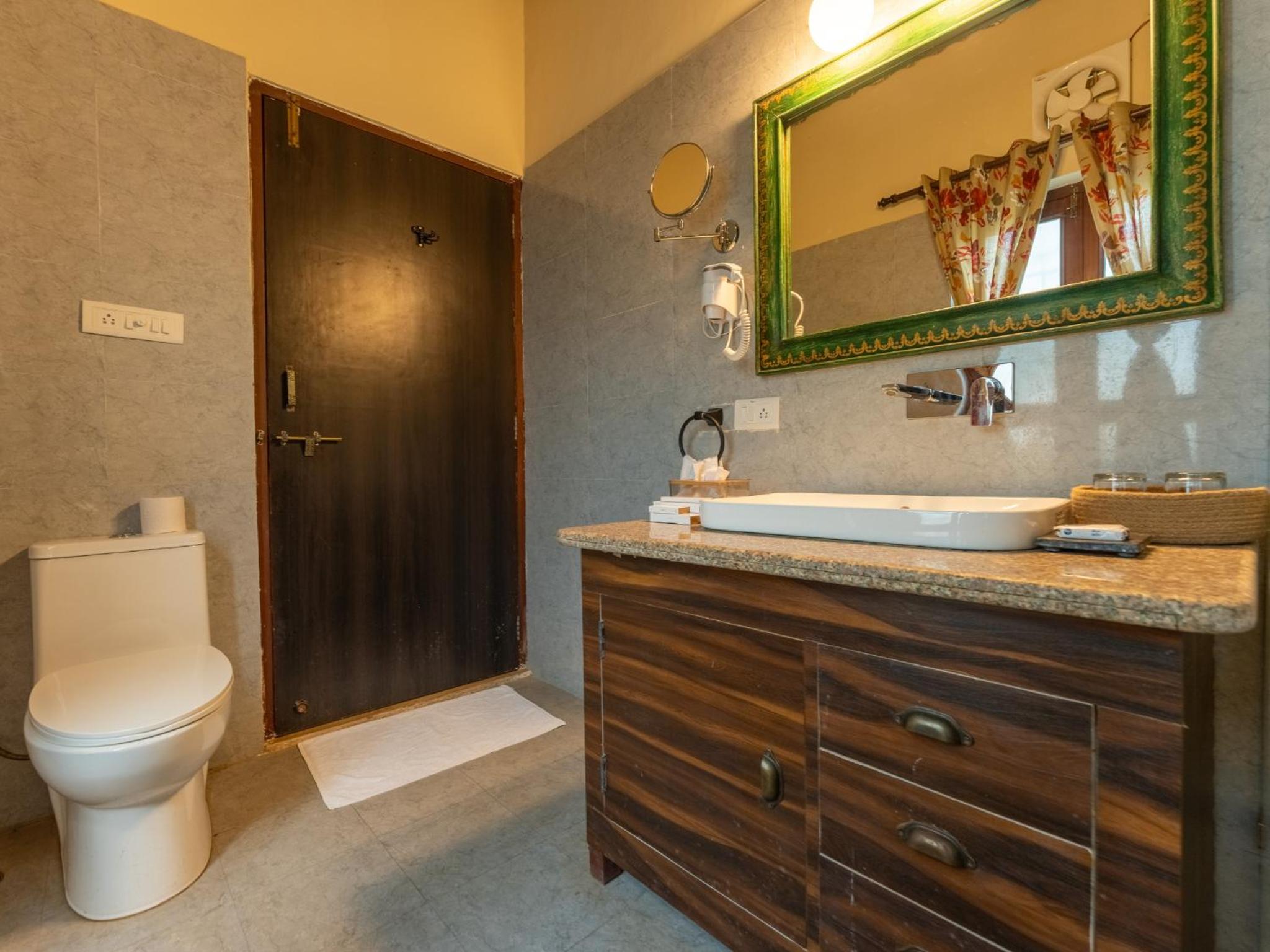 King Room - Photo 8
