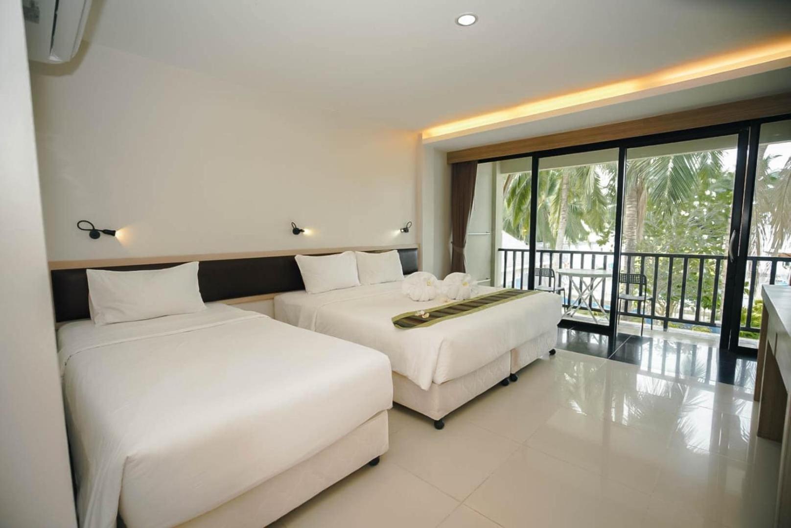 Superior Double or Twin Room with Terrace