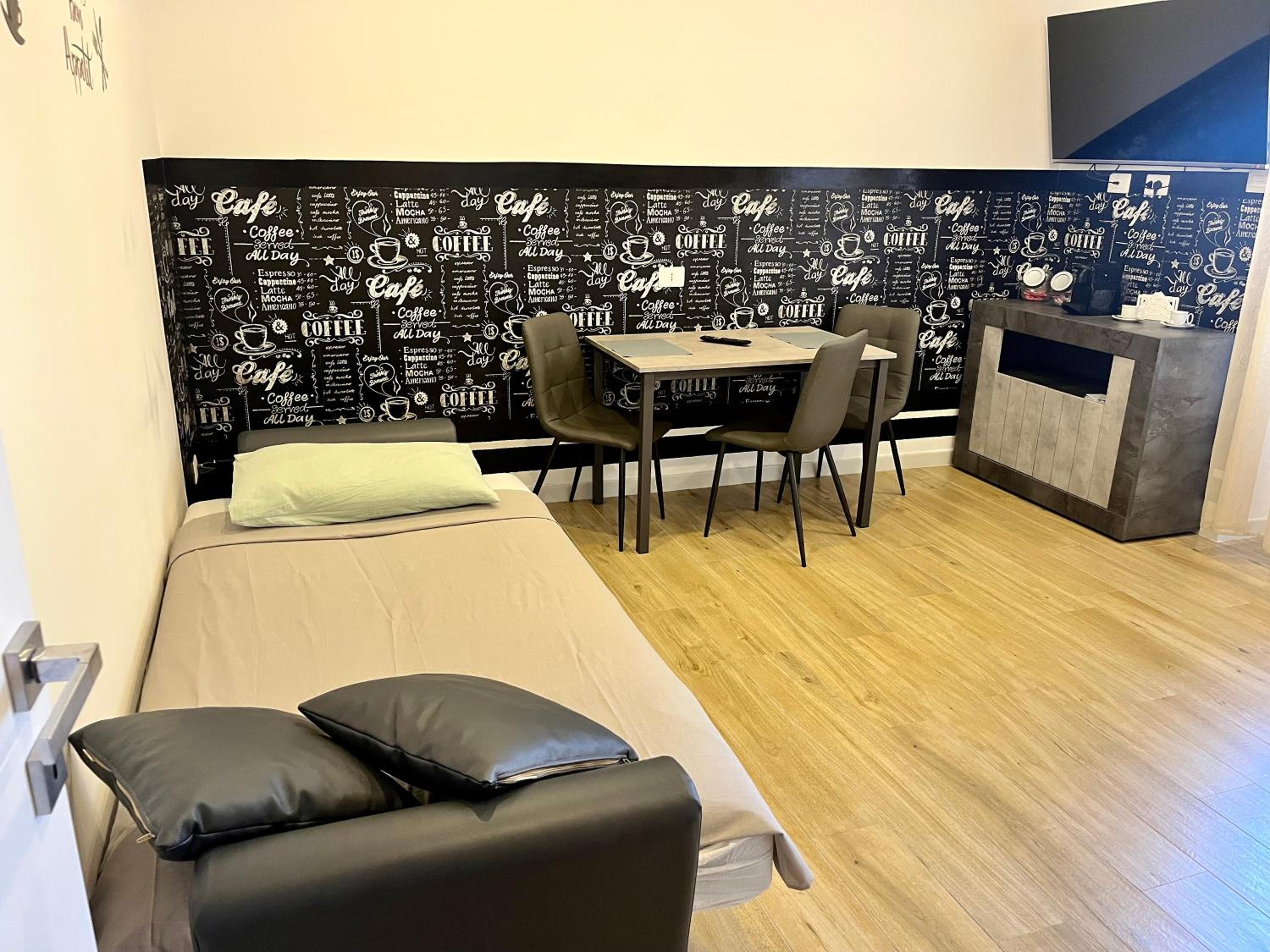 One-Bedroom Apartment With Garden