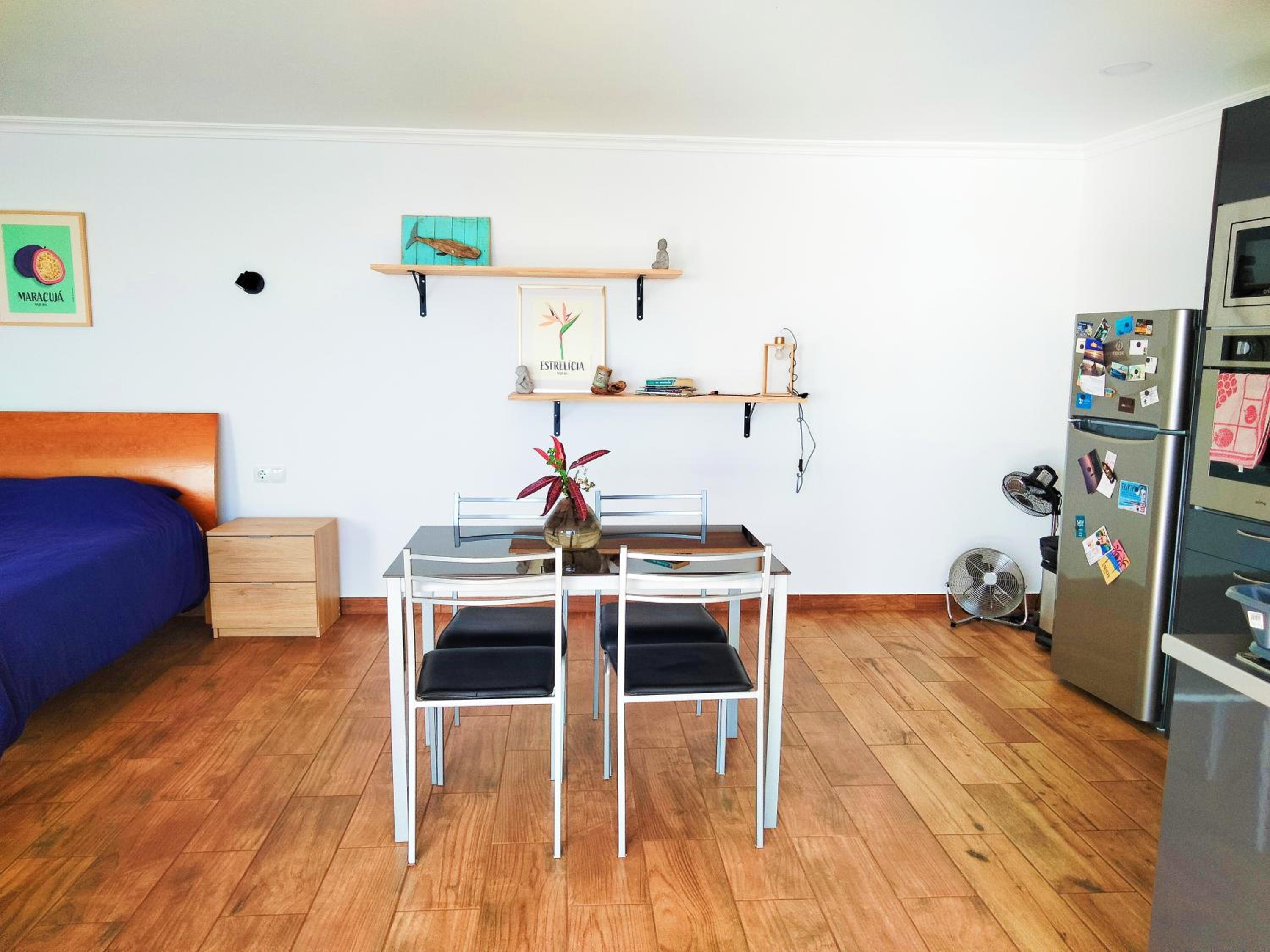 One-Bedroom Apartment photo 2