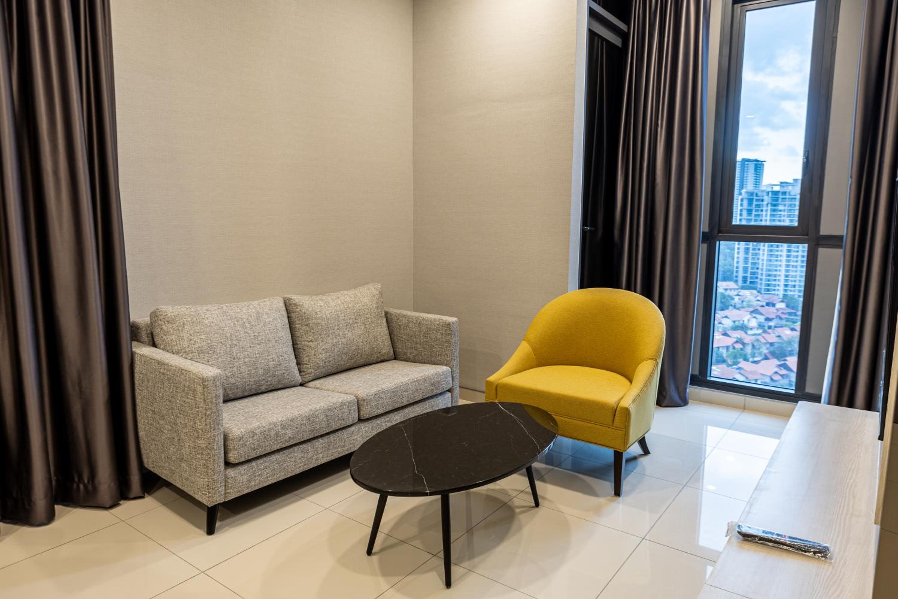 One-Bedroom Apartment - Non-Smoking