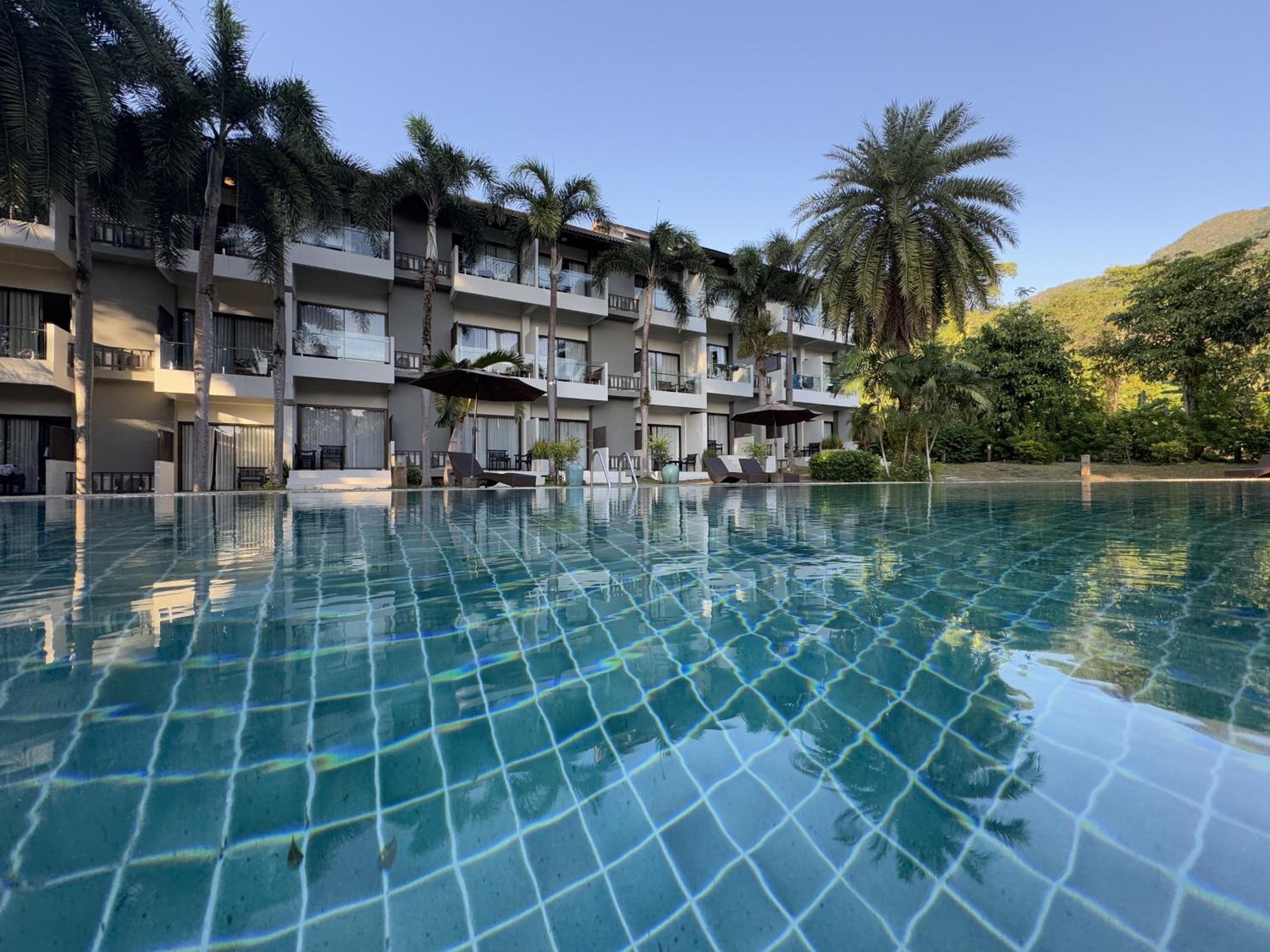 Hillside Deluxe Pool View Room photo 2