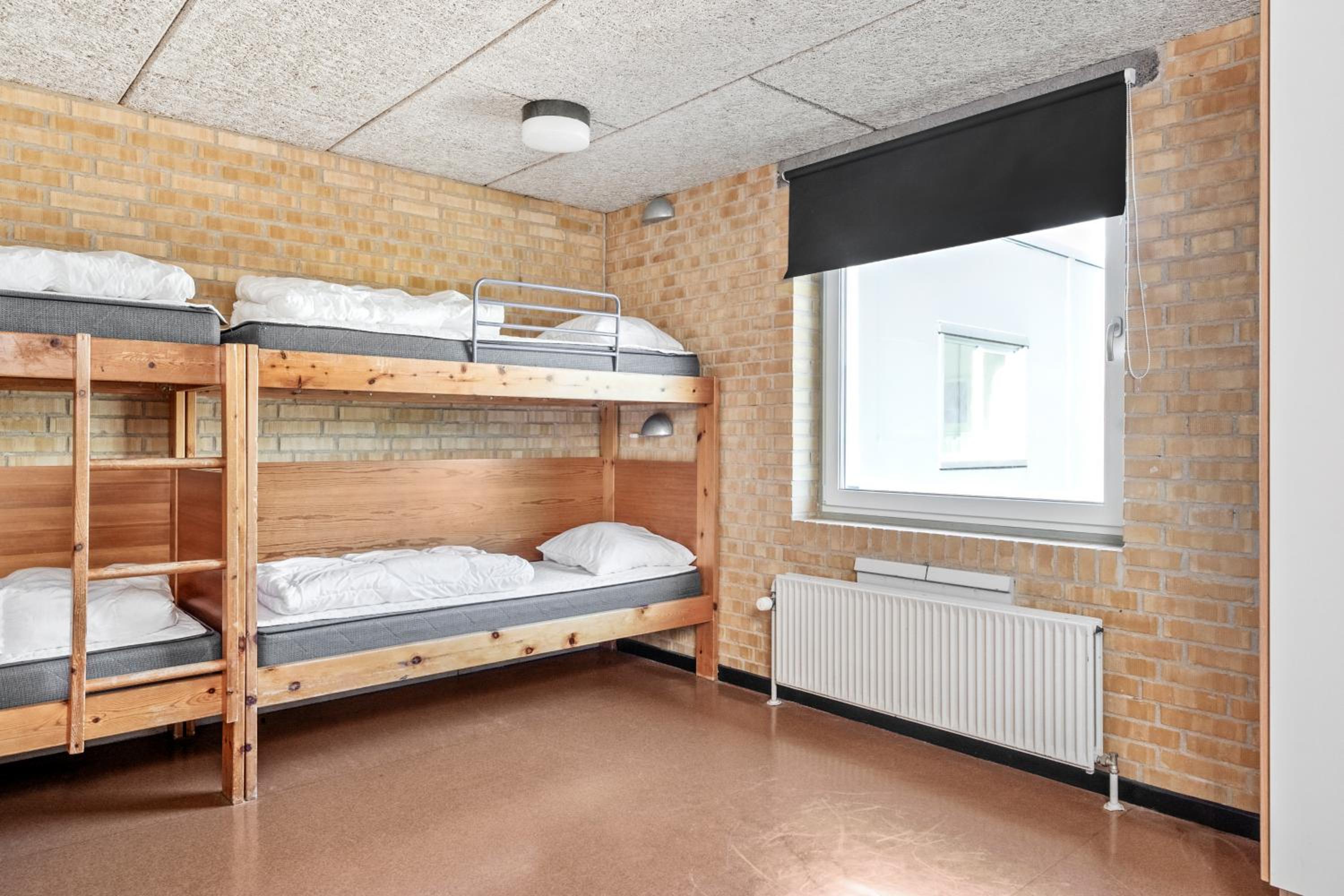 Economy Room with Shared Bathroom