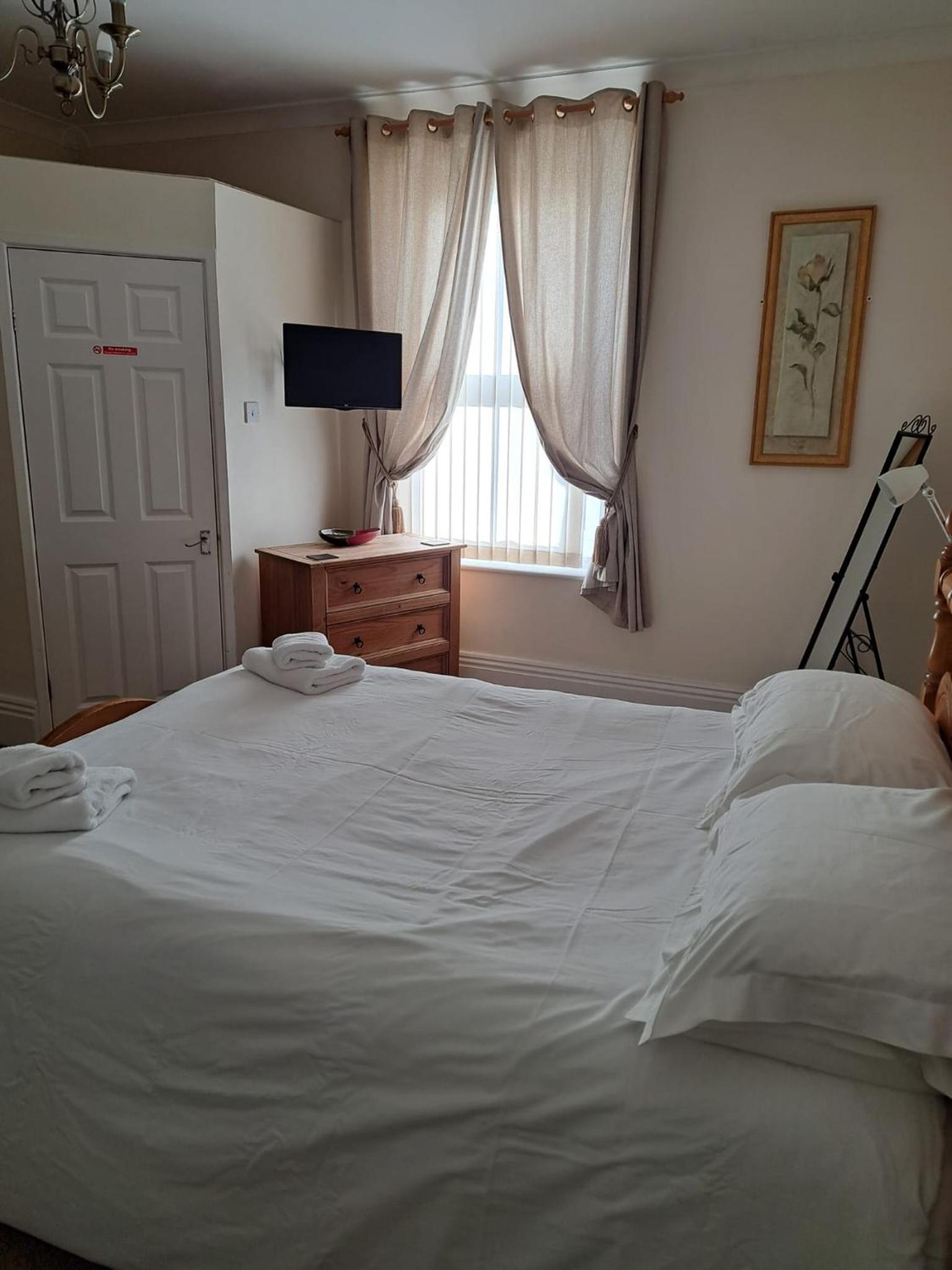 Superior King Room Room 7