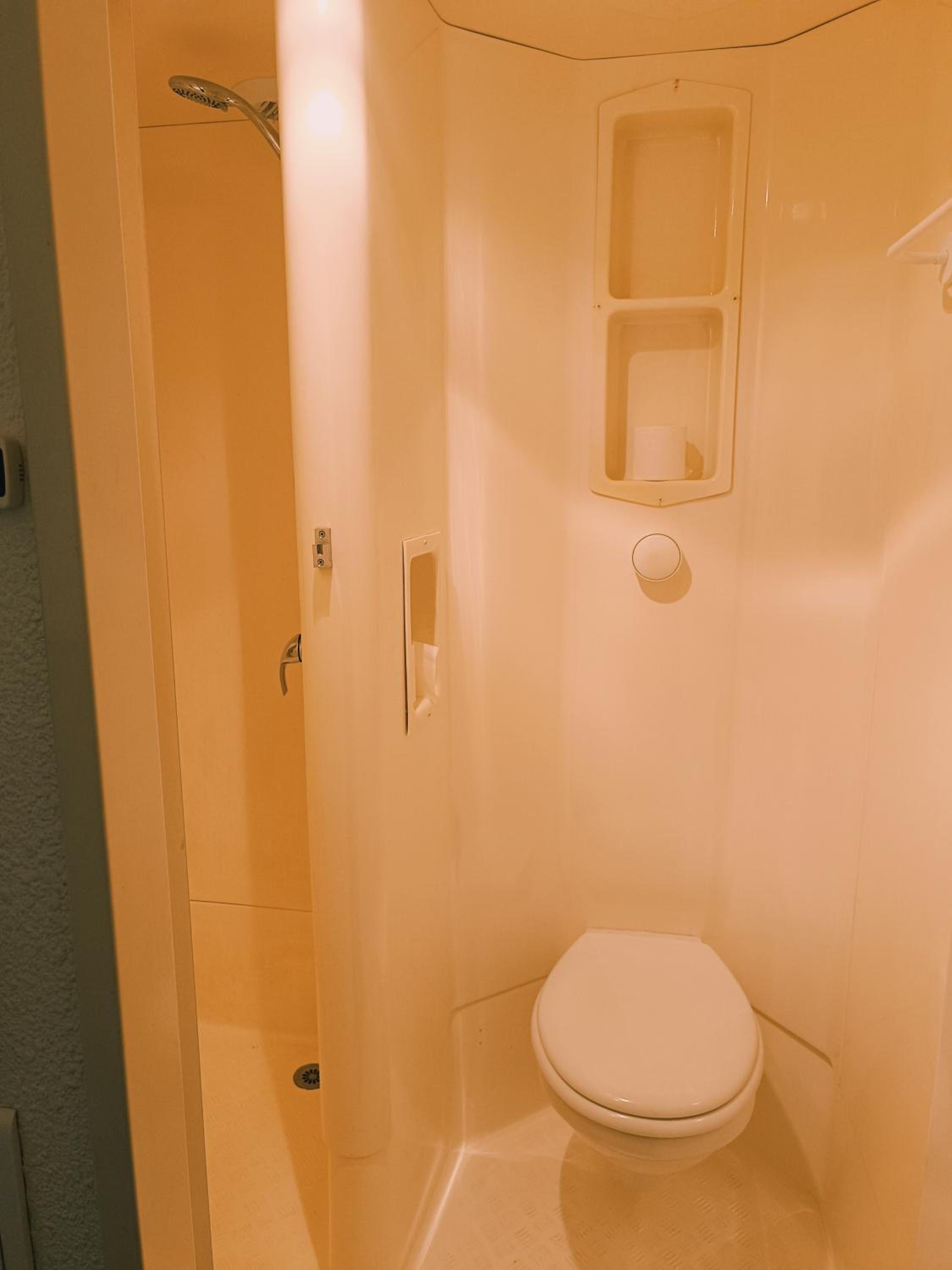 Double Room - Photo 3
