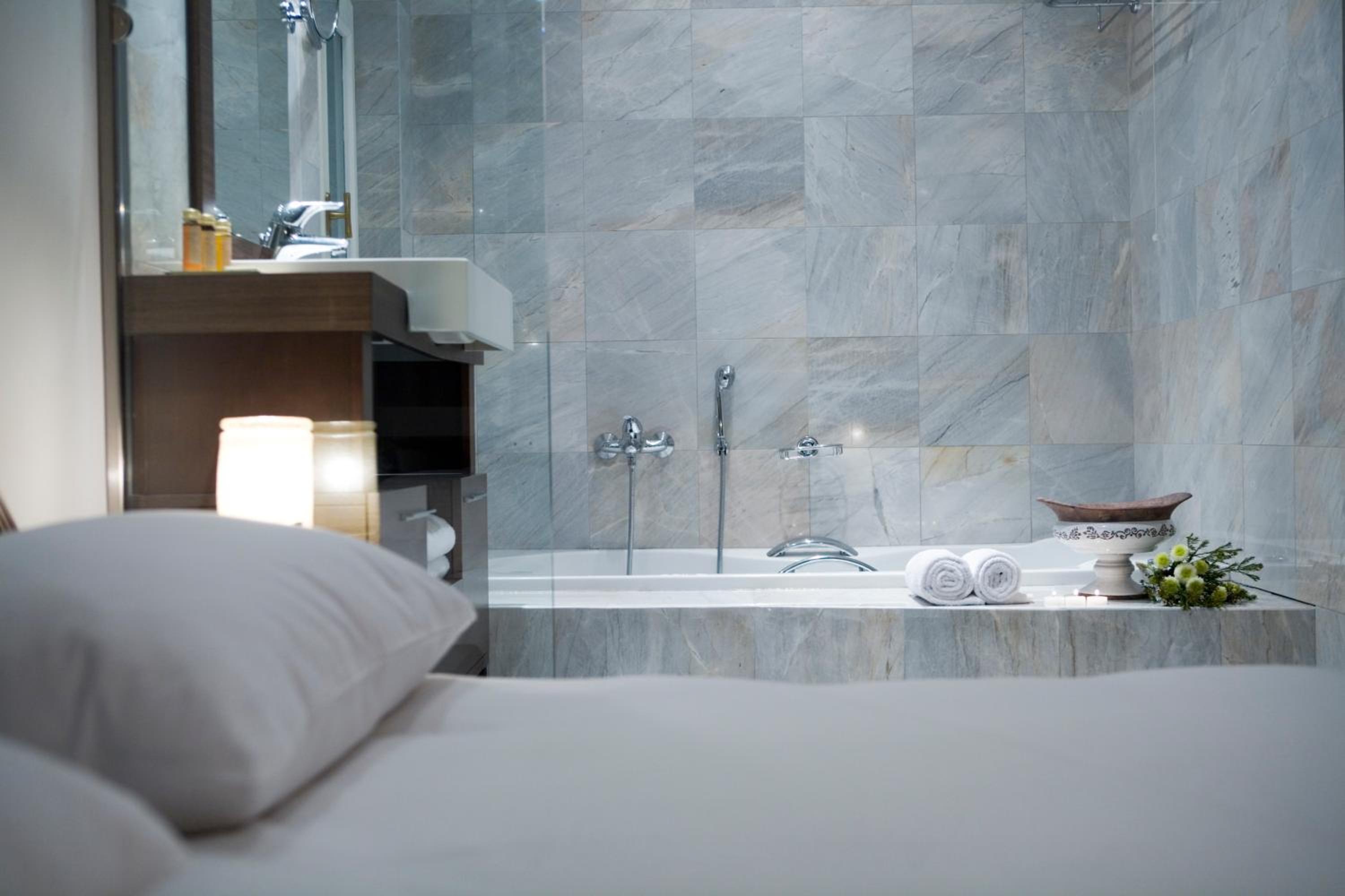Junior Suite - Photo 7