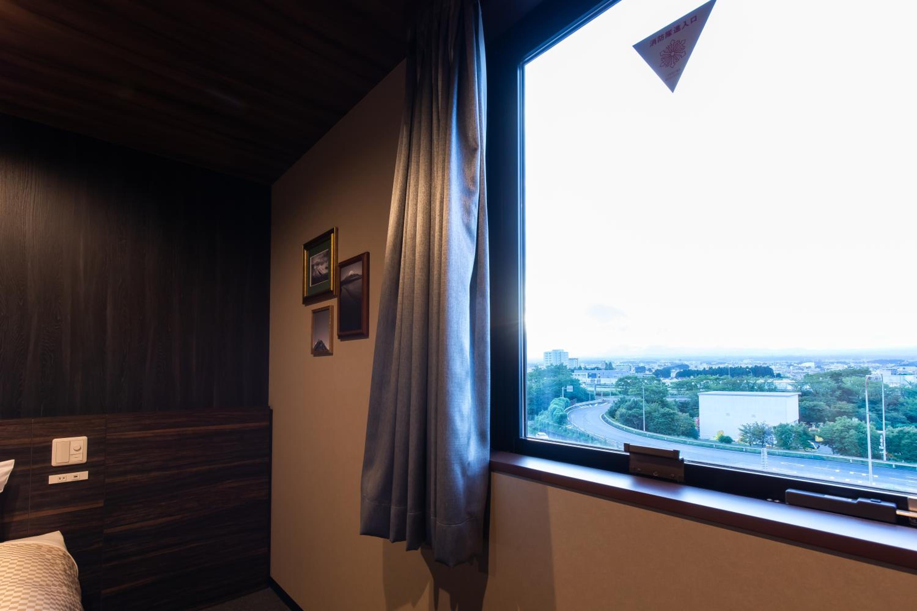 Deluxe Double Room (Mt. Fuji Side) - Non-Smoking - Photo 11