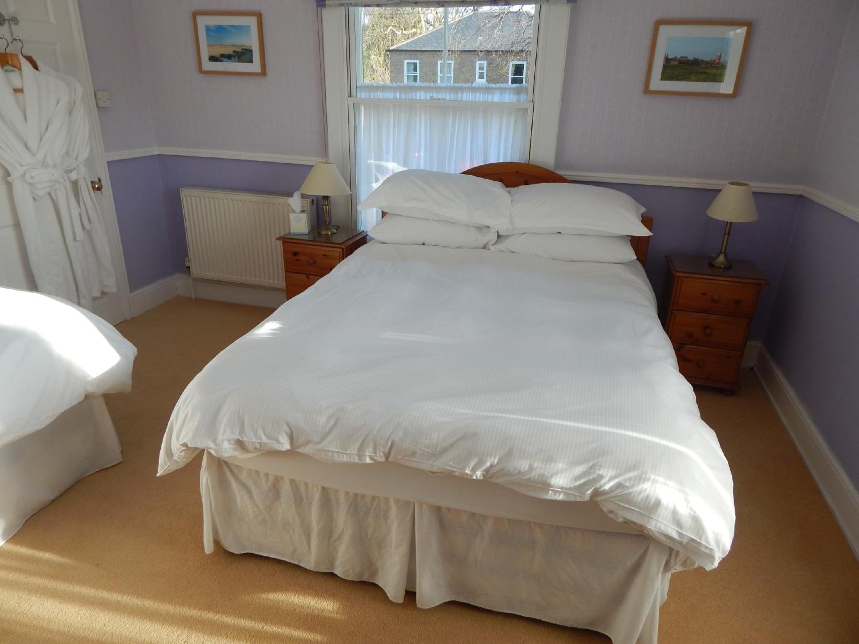 Double or Twin Room with Private External Bathroom photo 2