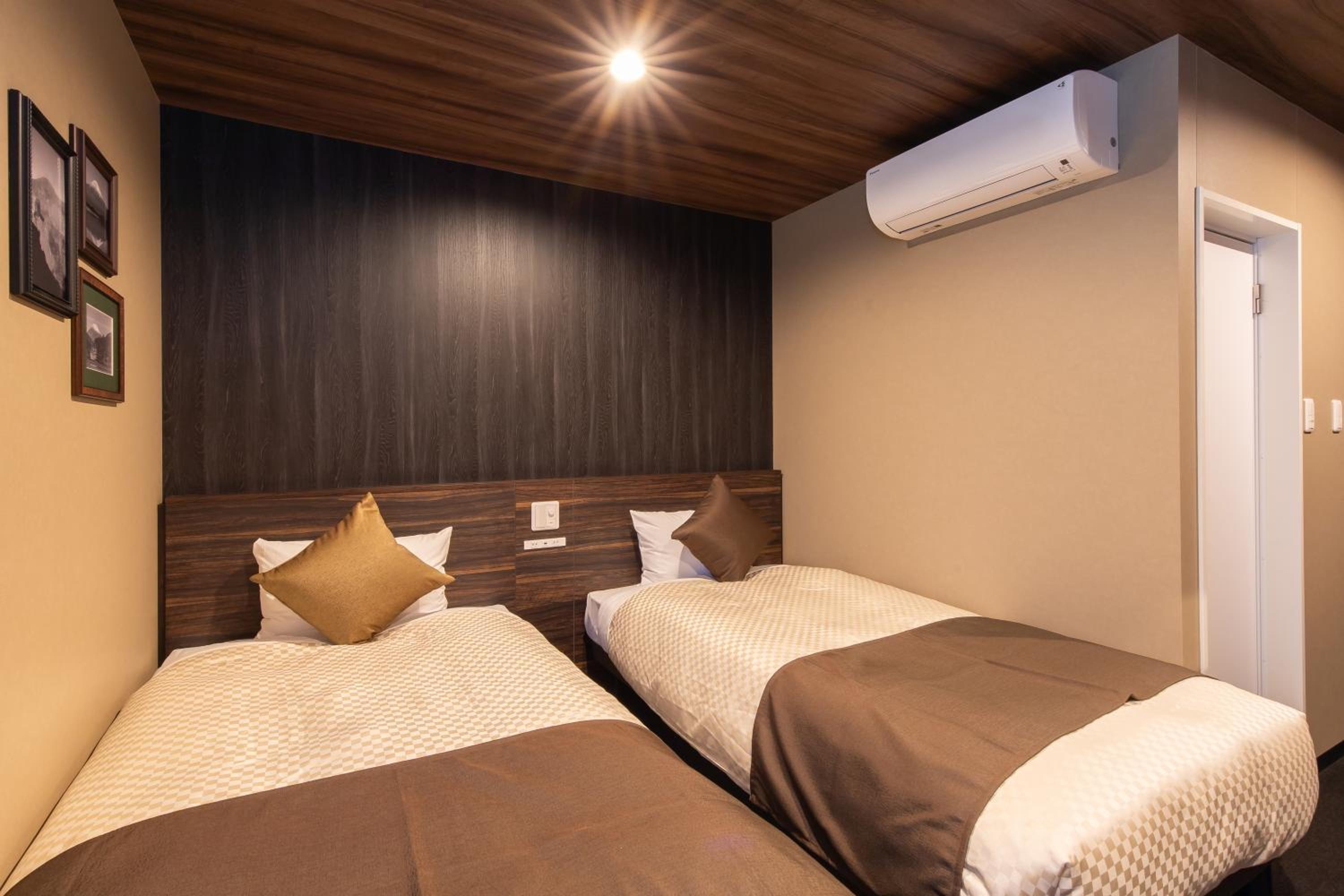 Twin Room (Hakone Side) - Non-Smoking  - Photo 1