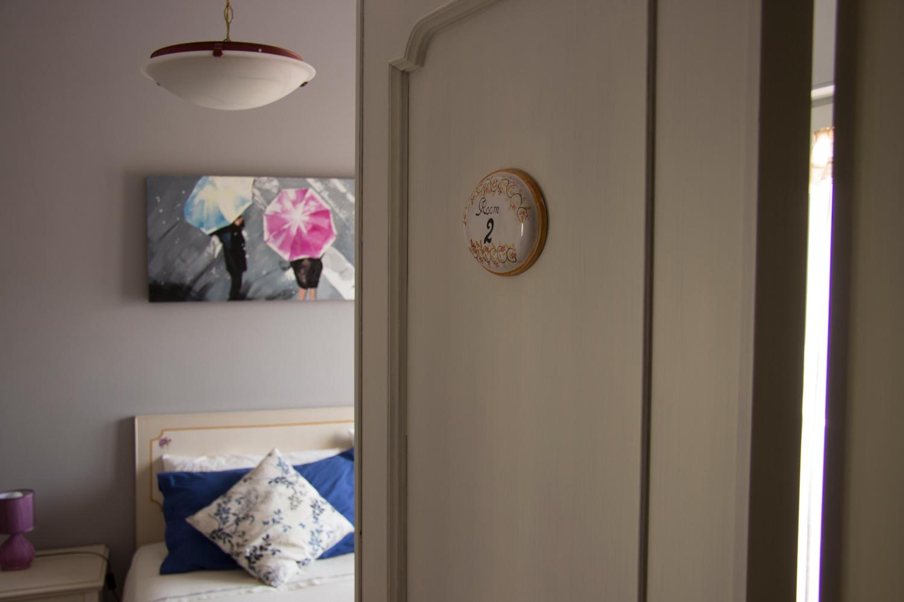 Double Room - Photo 23