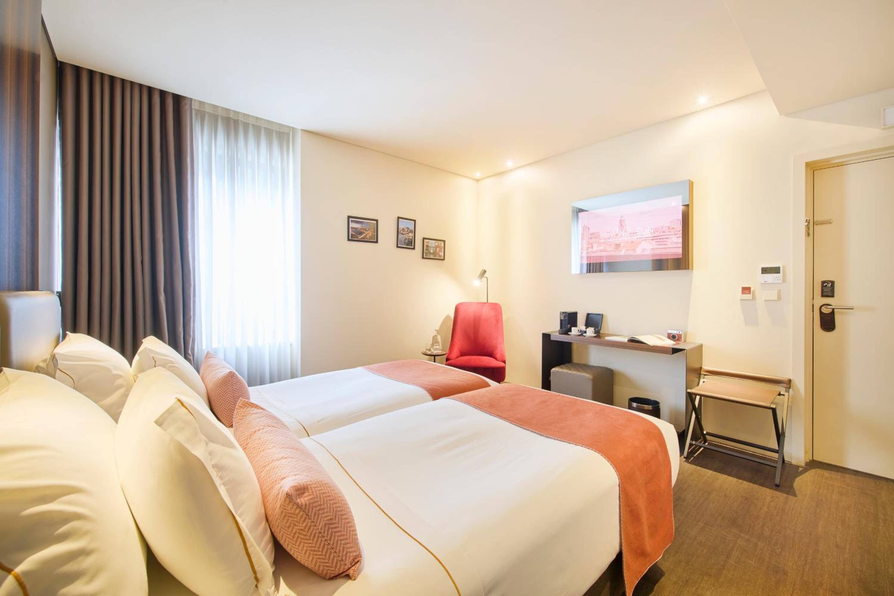 Standard Double Room - Photo 1