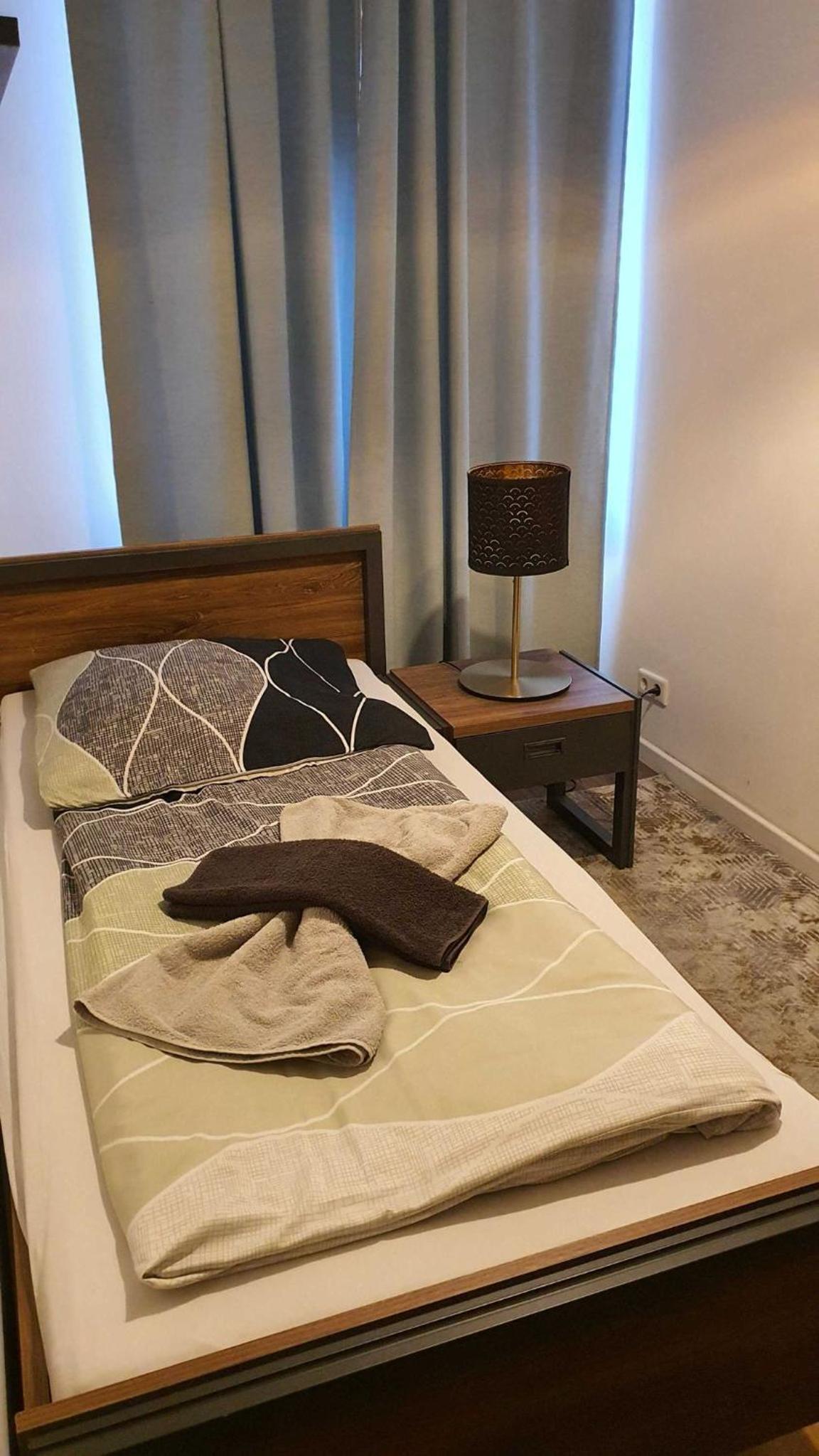 One-Bedroom Apartment photo 1