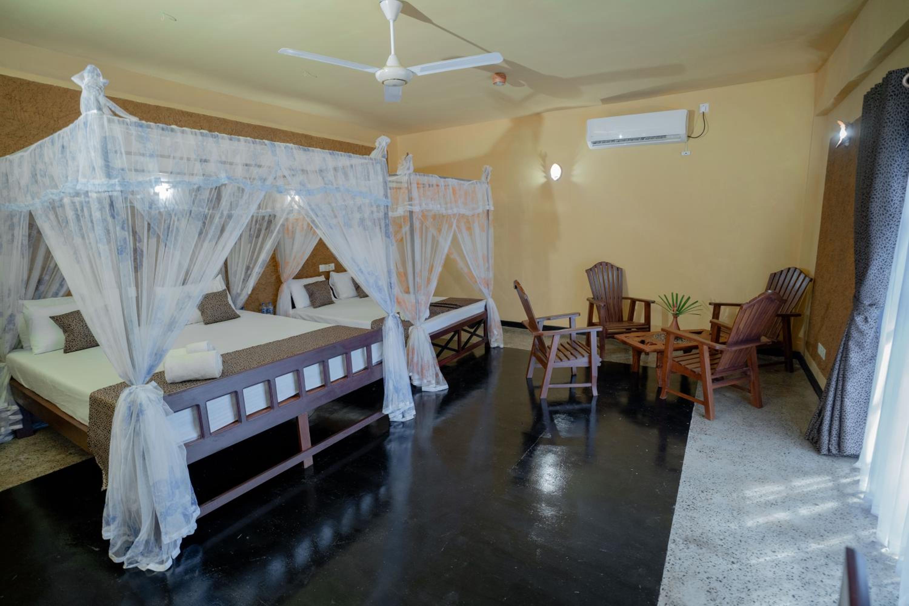 Superior Queen Room With Two Queen Beds