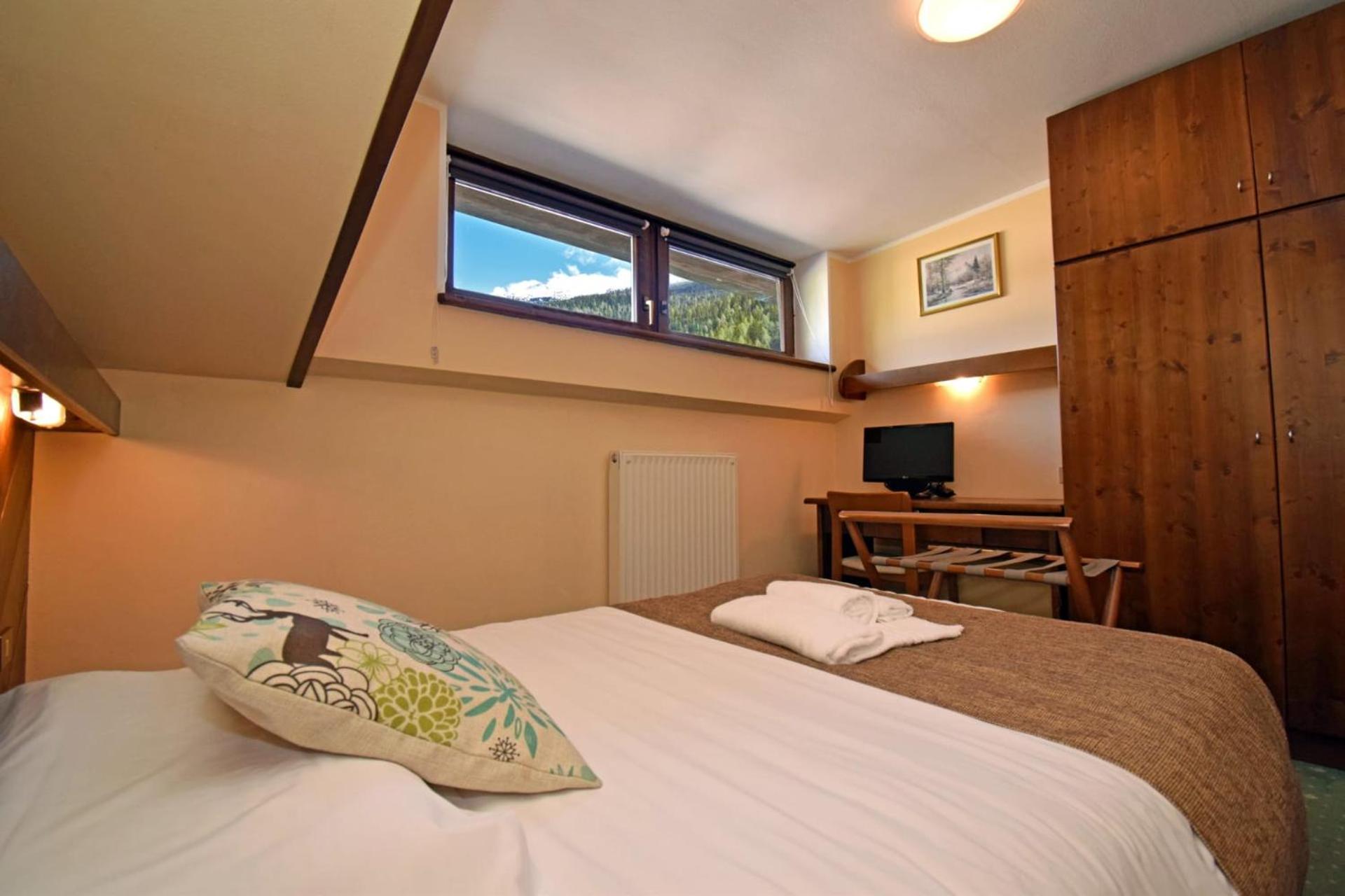 Single Room with Bathroom