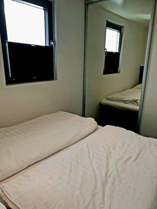 Mobile Home photo 1