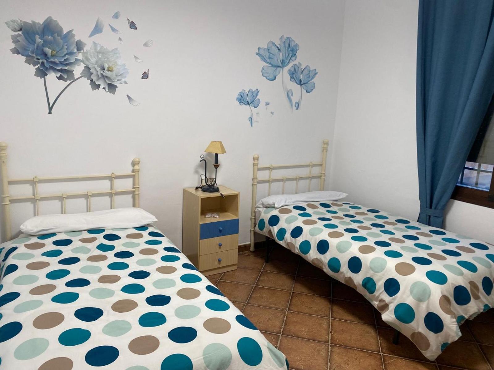 Casa de cuatro habitaciones