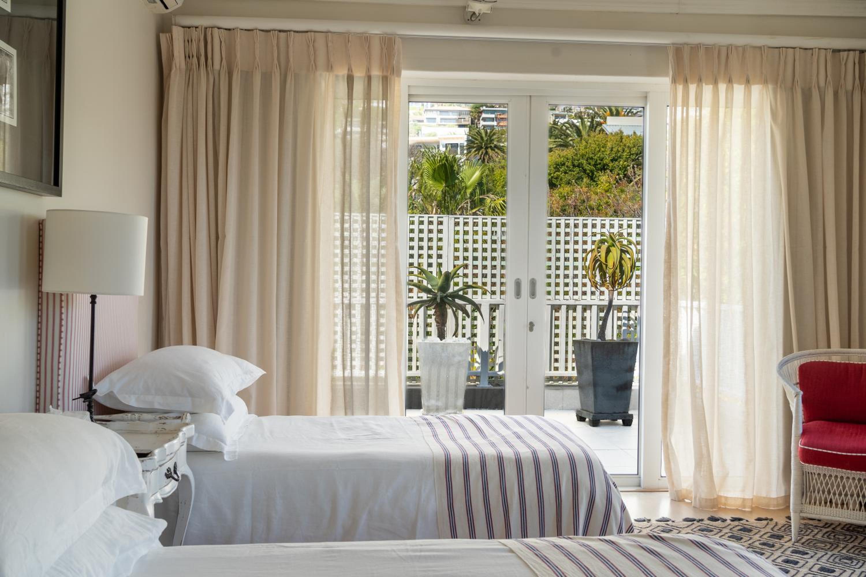 Deluxe Family Suite