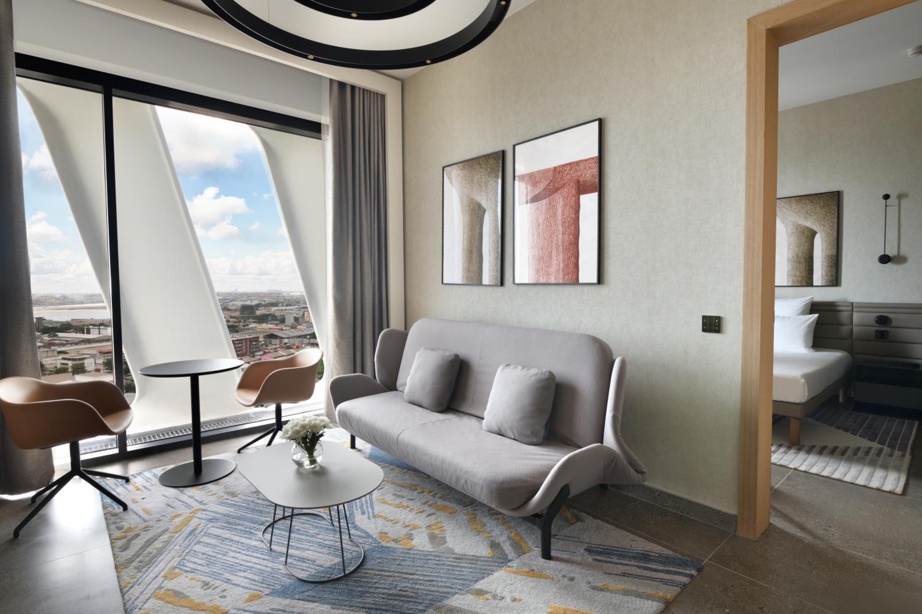 King Suite with Sofa Bed with Executive Lounge Access