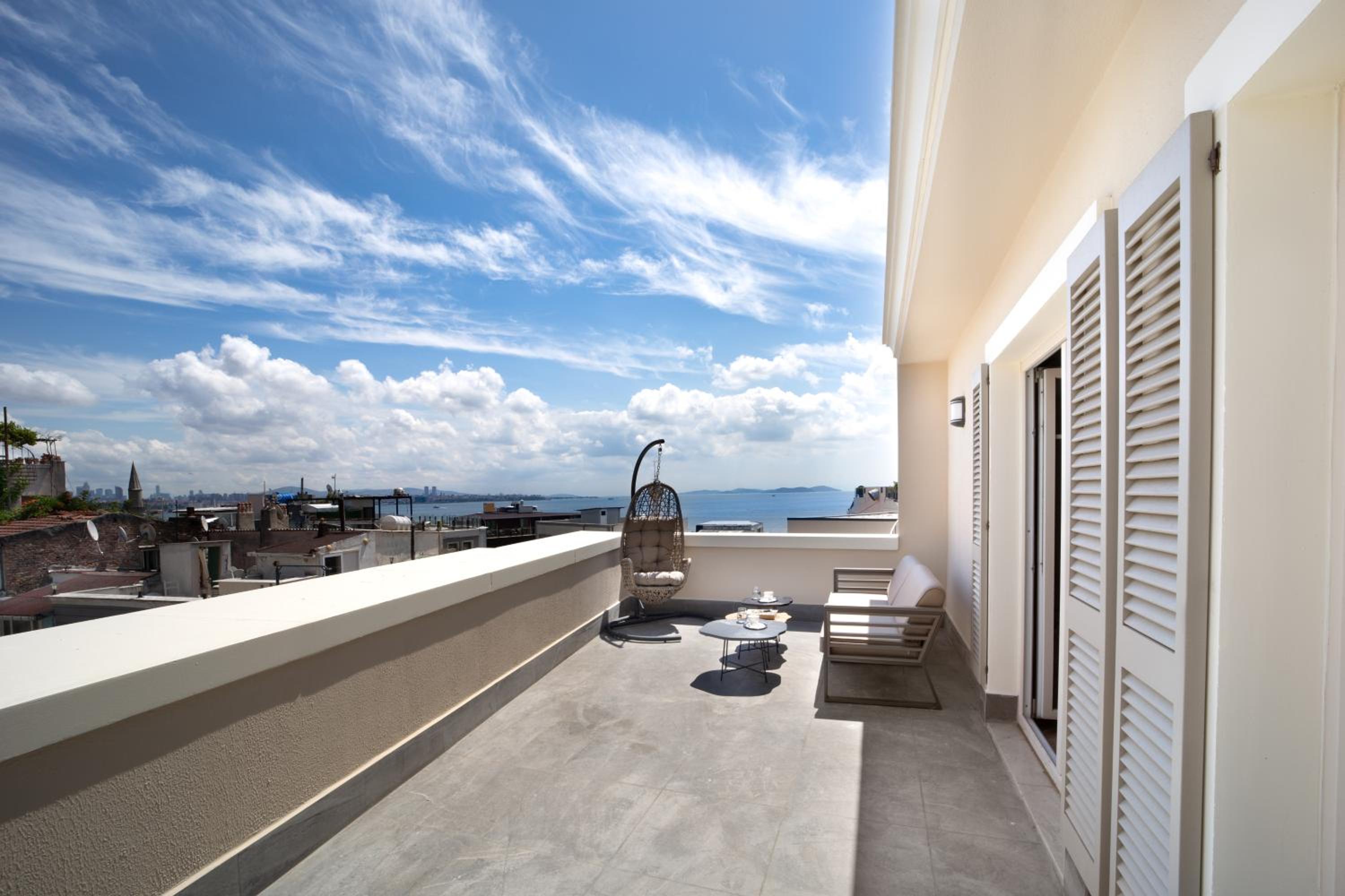 Suite with Terrace photo 2