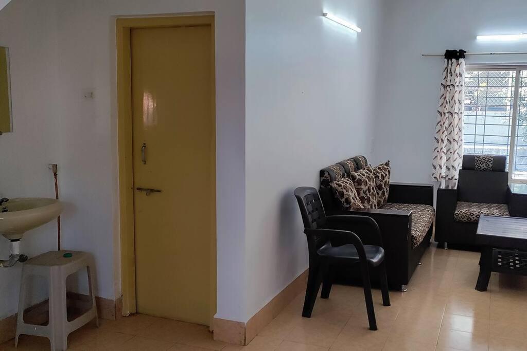 Two-Bedroom Apartment photo 2