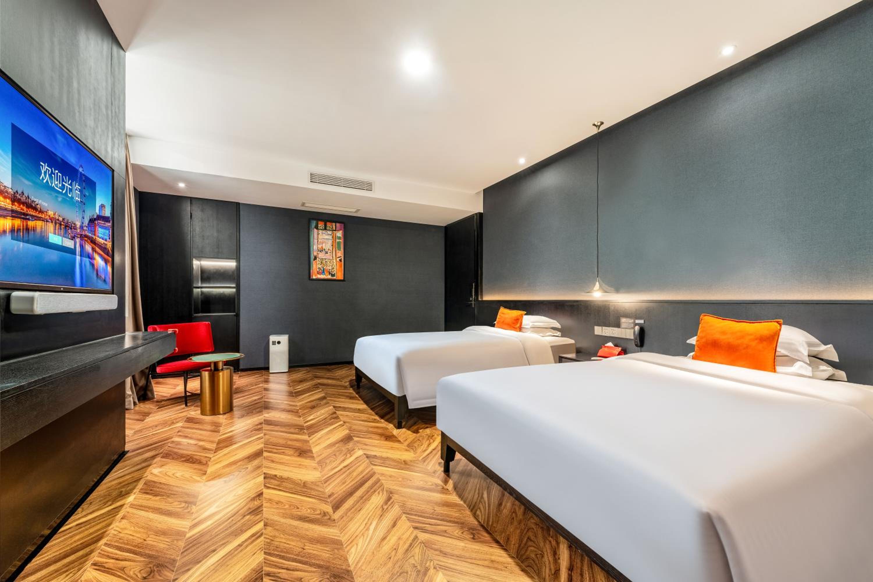 Deluxe Twin Room with Two Queen Beds