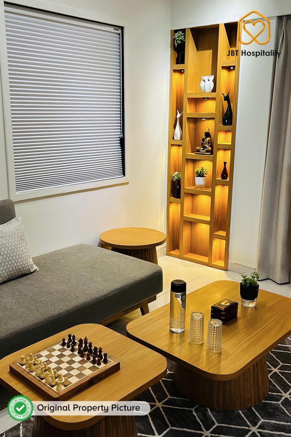 Three-Bedroom Apartment photo 3