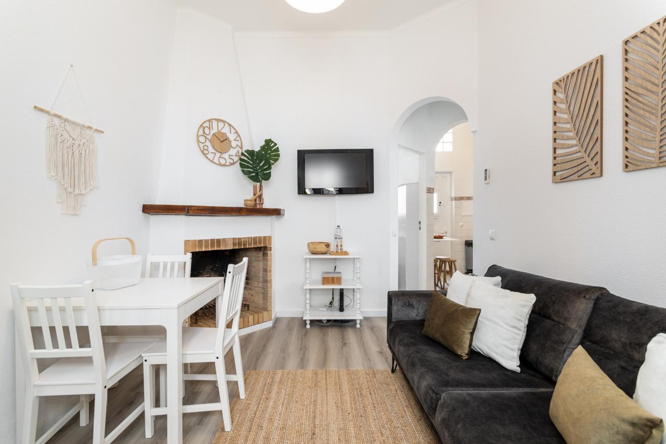One-Bedroom House photo 1