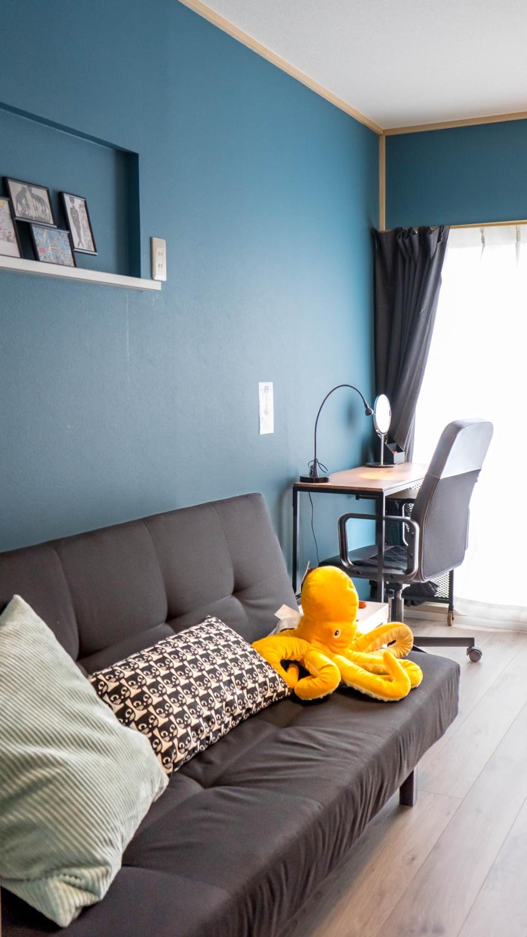 One-Bedroom Apartment photo 2