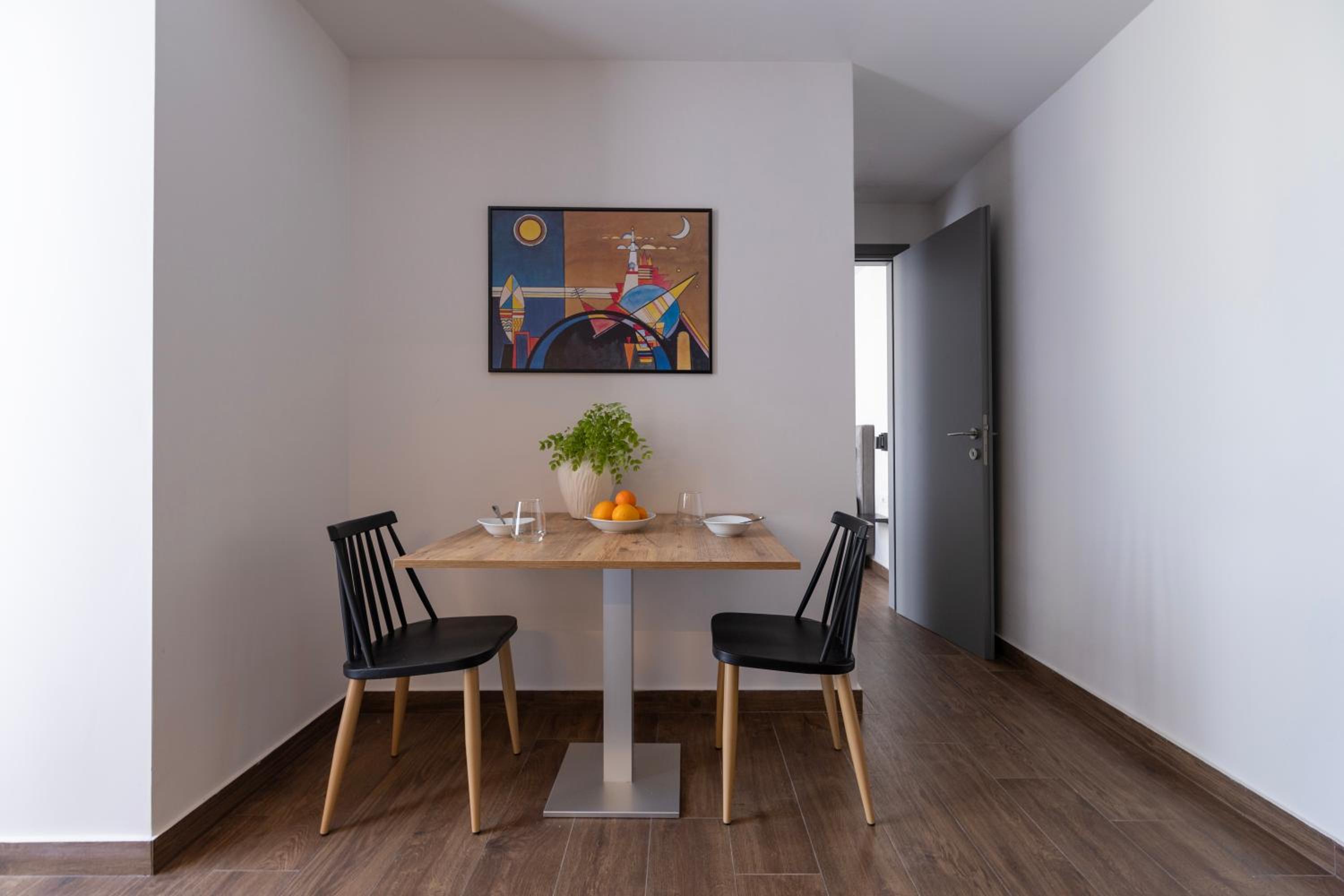 Apartment photo 3
