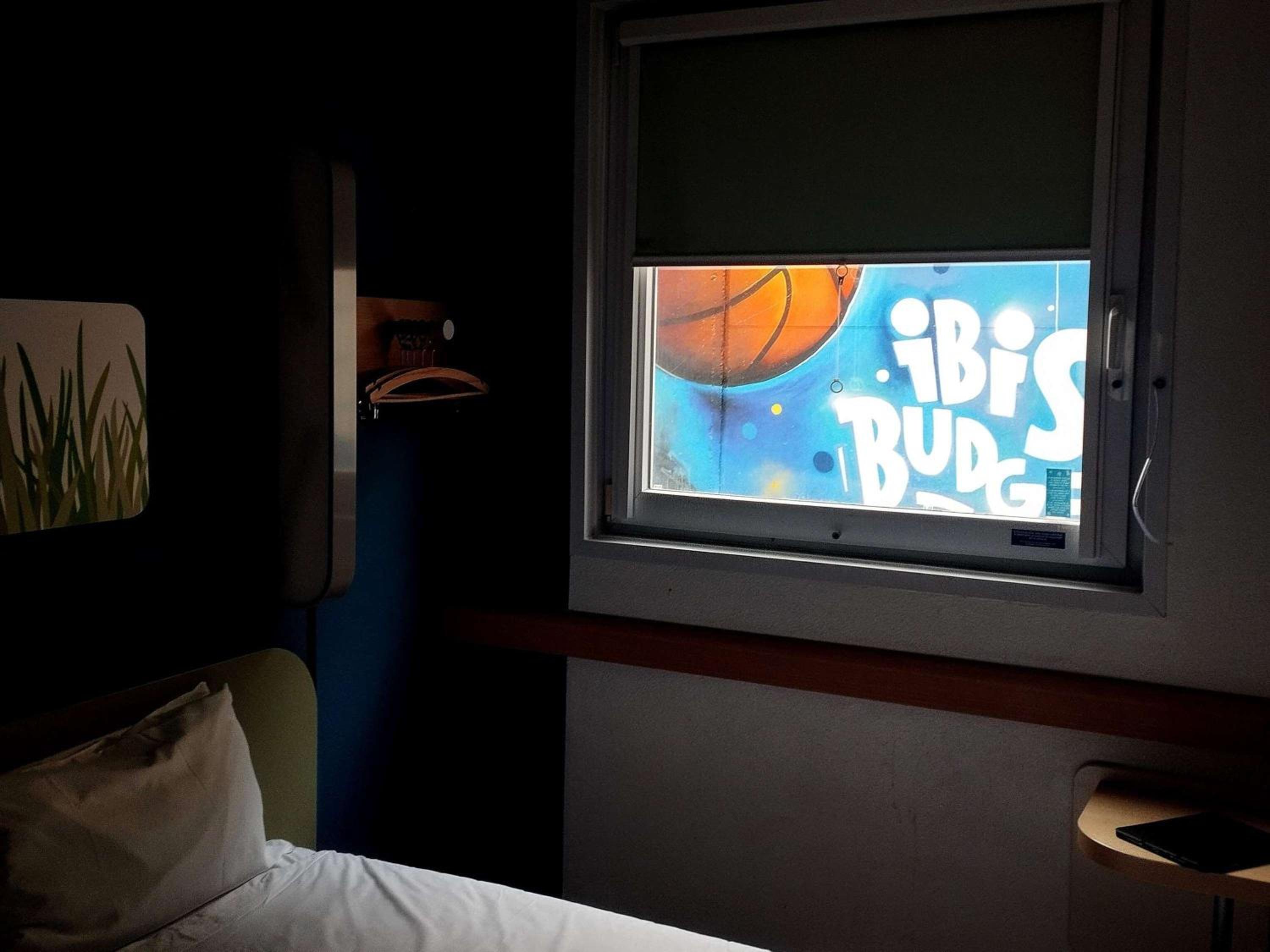 Twin Room - Photo 15