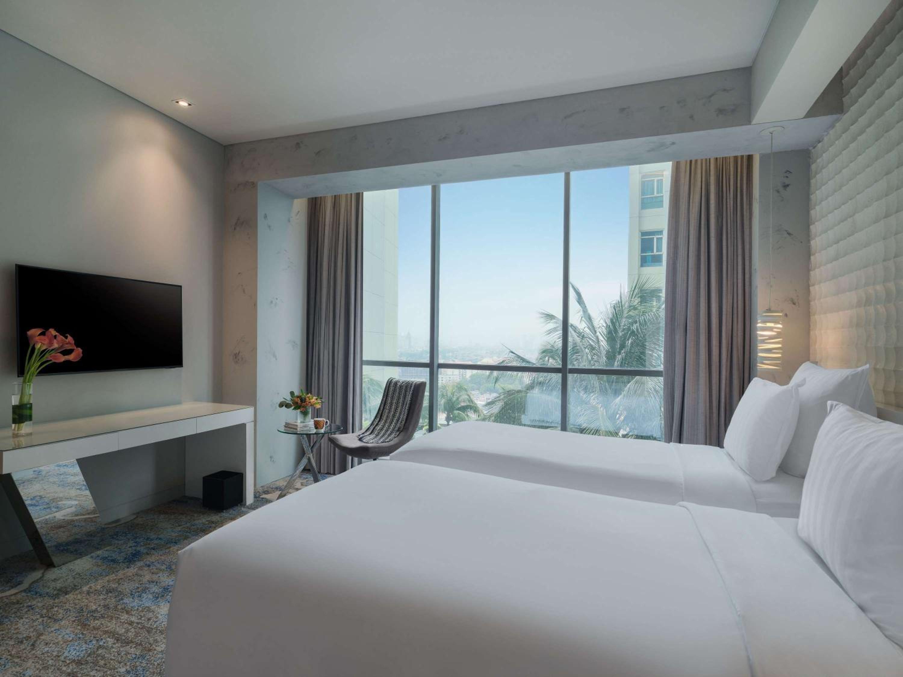 Deluxe Room with Two Single Beds