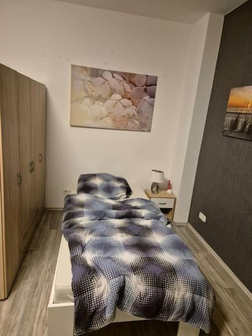 Three-Bedroom Apartment photo 2