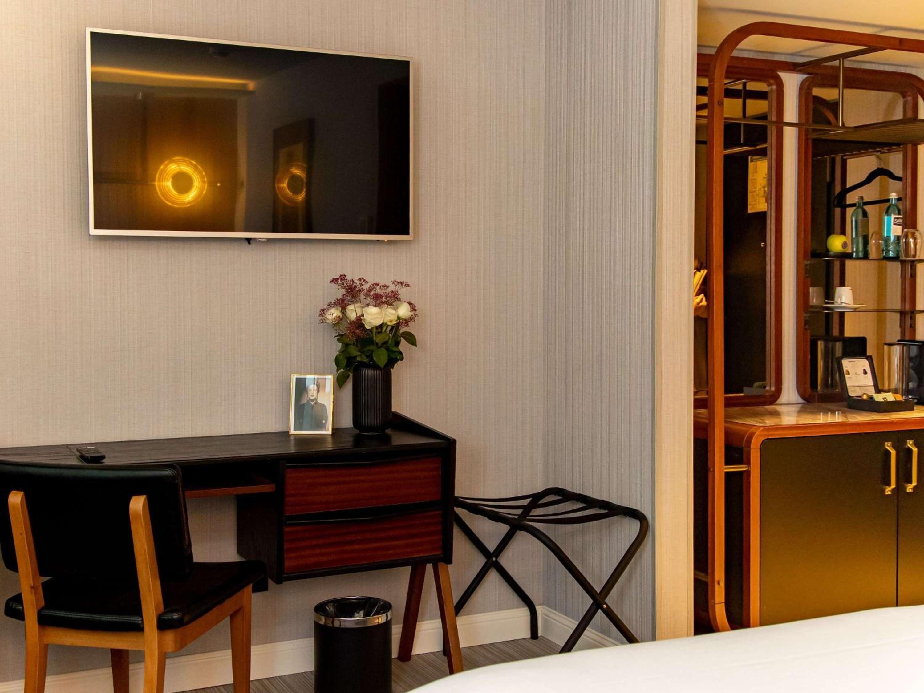 Classic Single Room