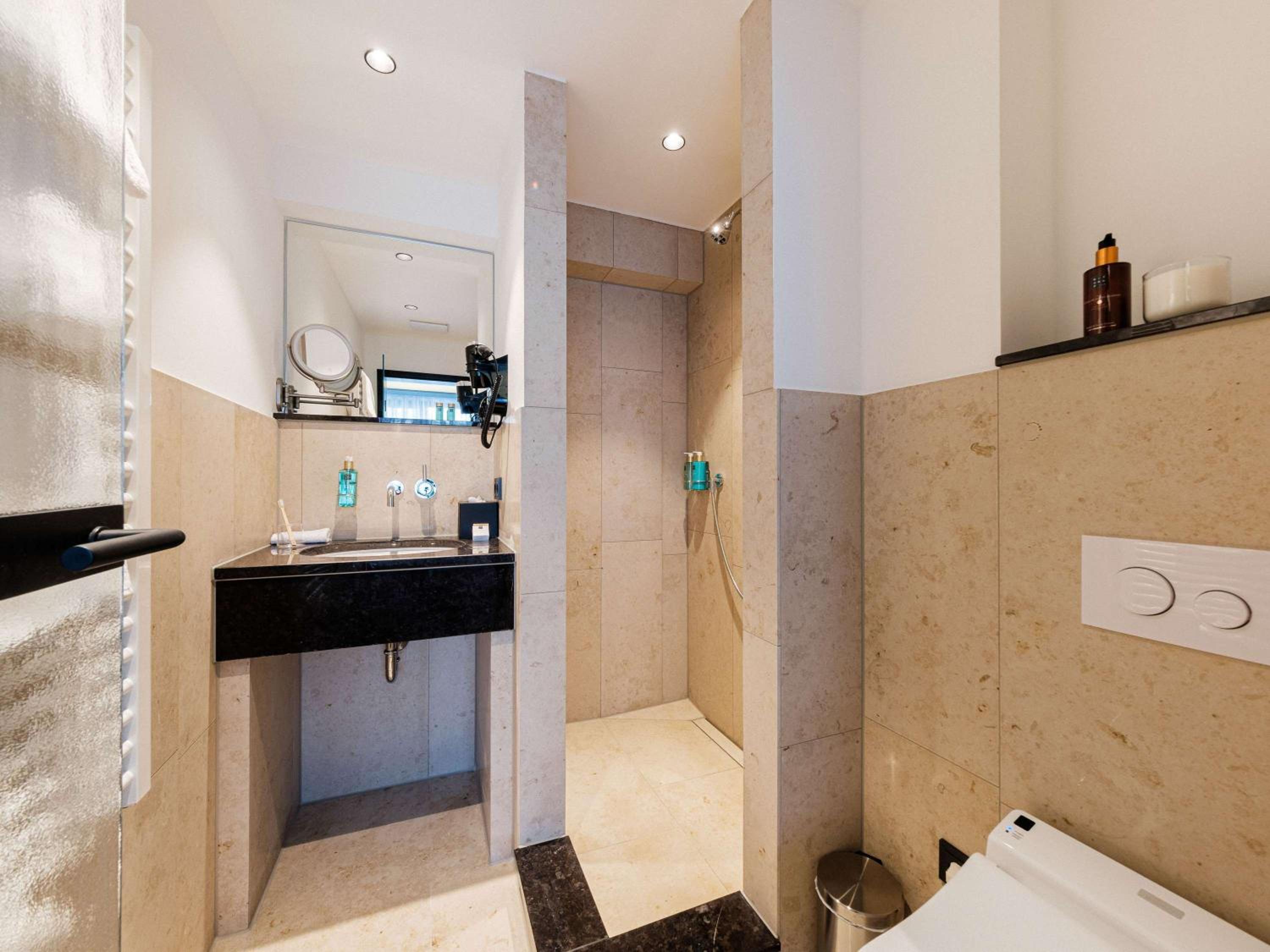 Classic Single Room