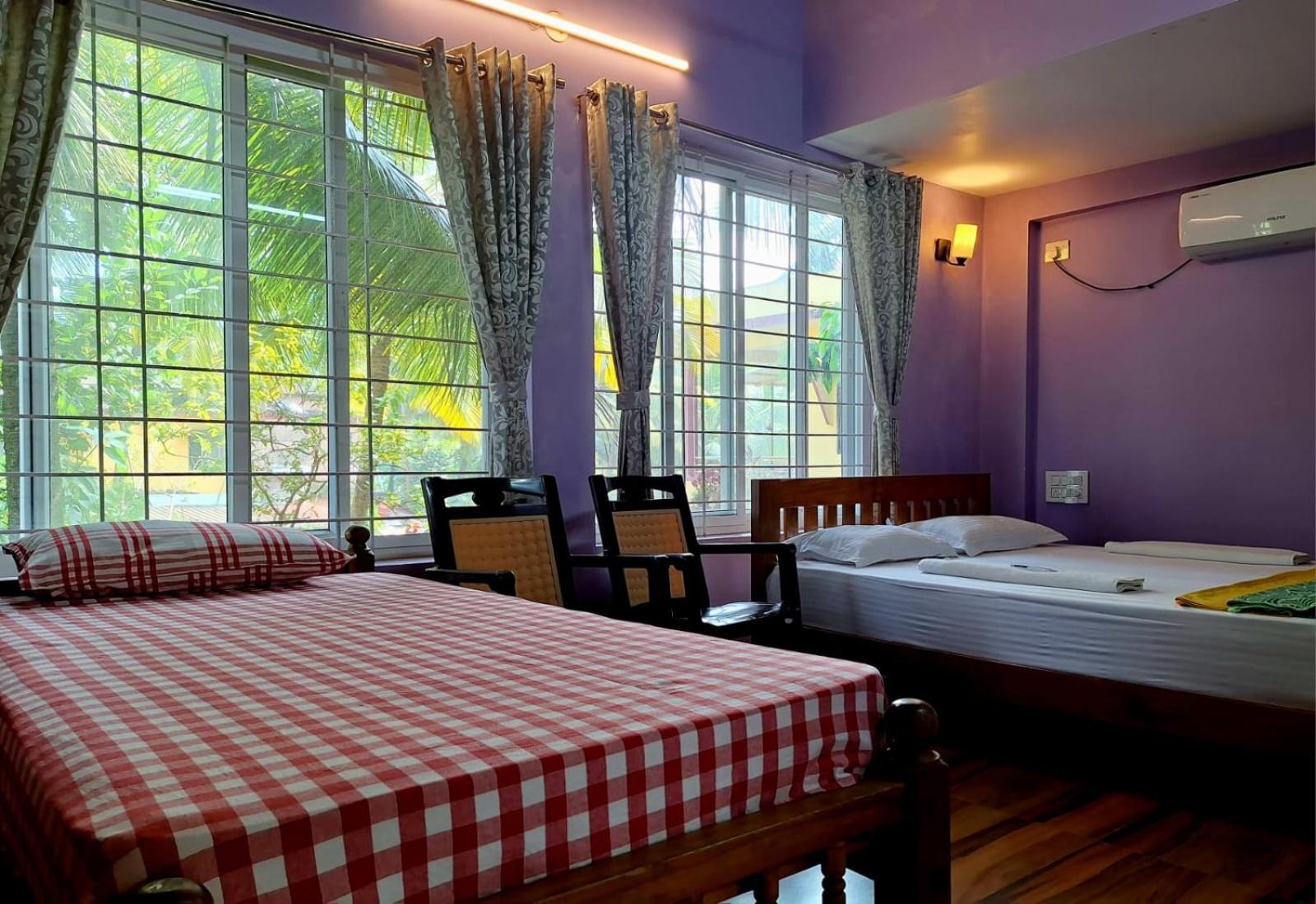 Deluxe Double Room with Extra Bed photo 3