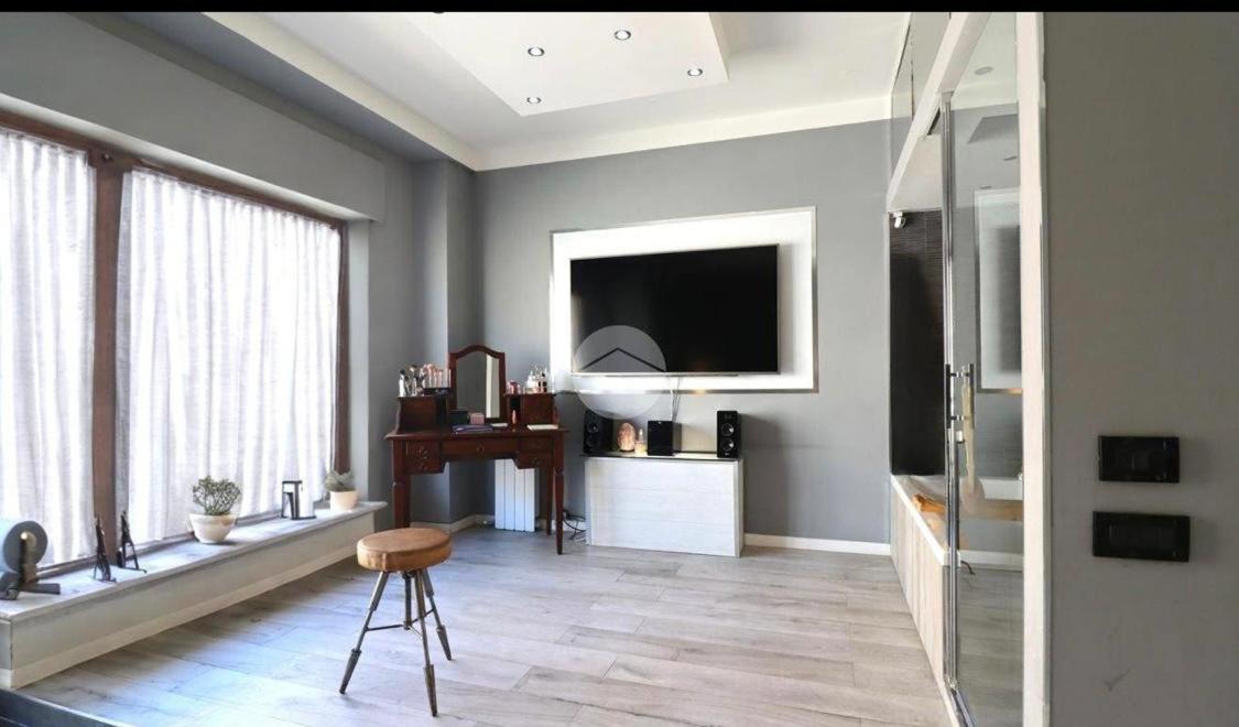 Deluxe Suite with Sea View