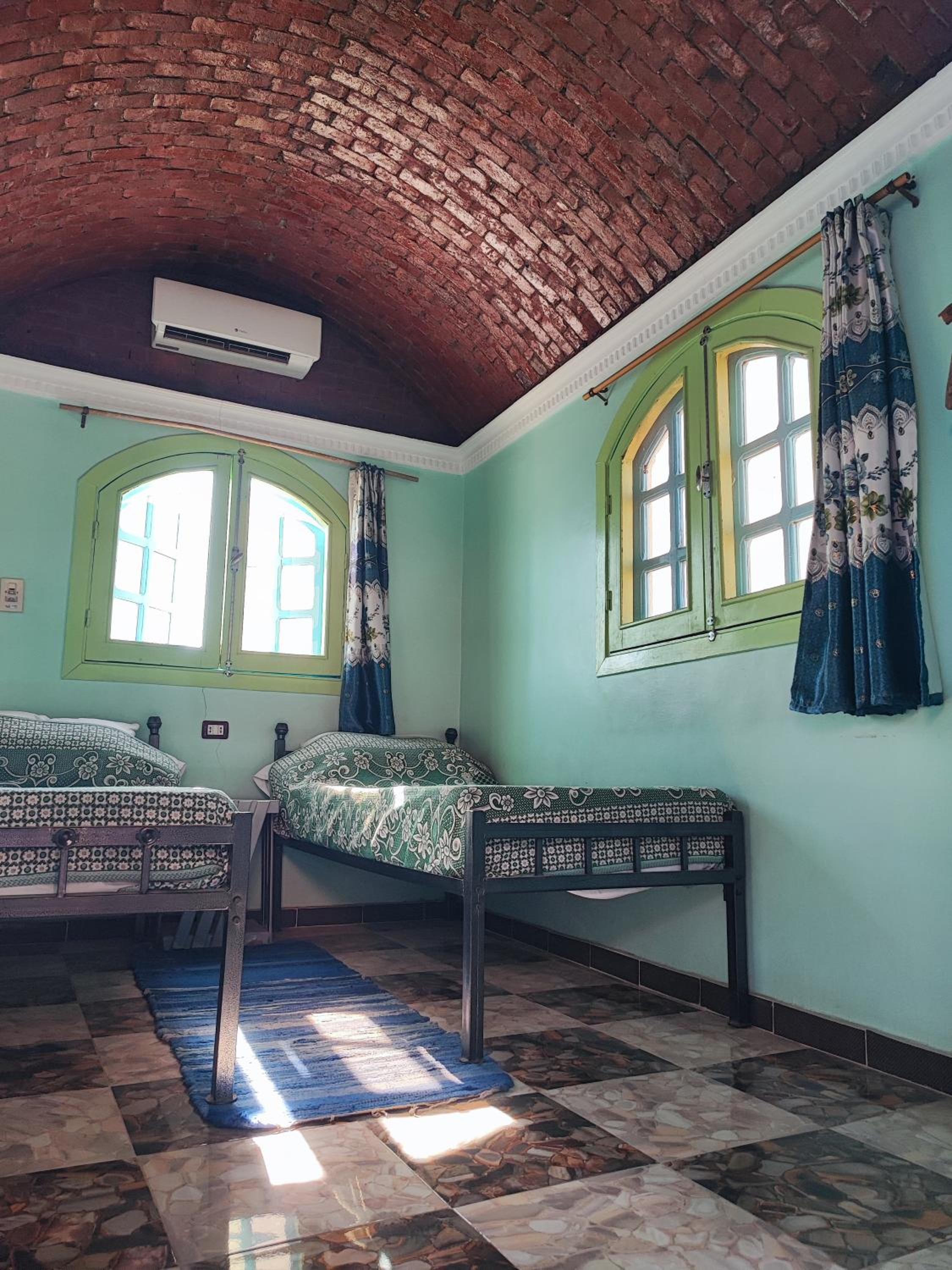 Twin Room with View - Photo 1