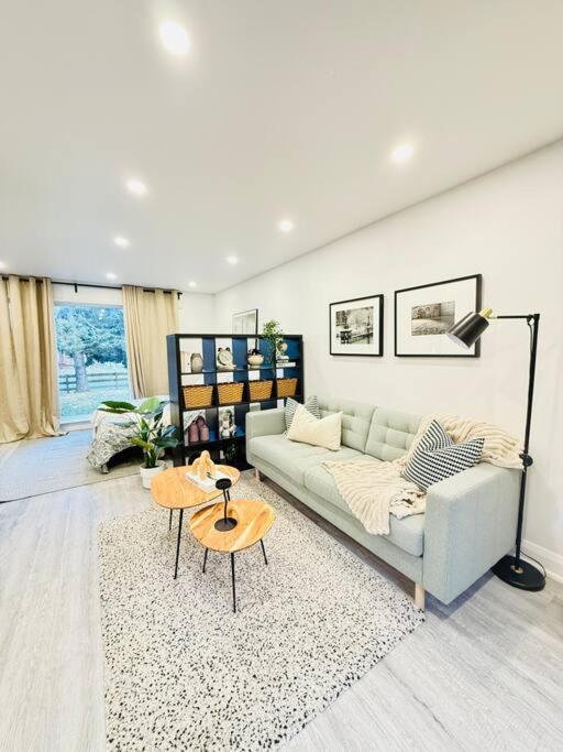 One-Bedroom House photo 1