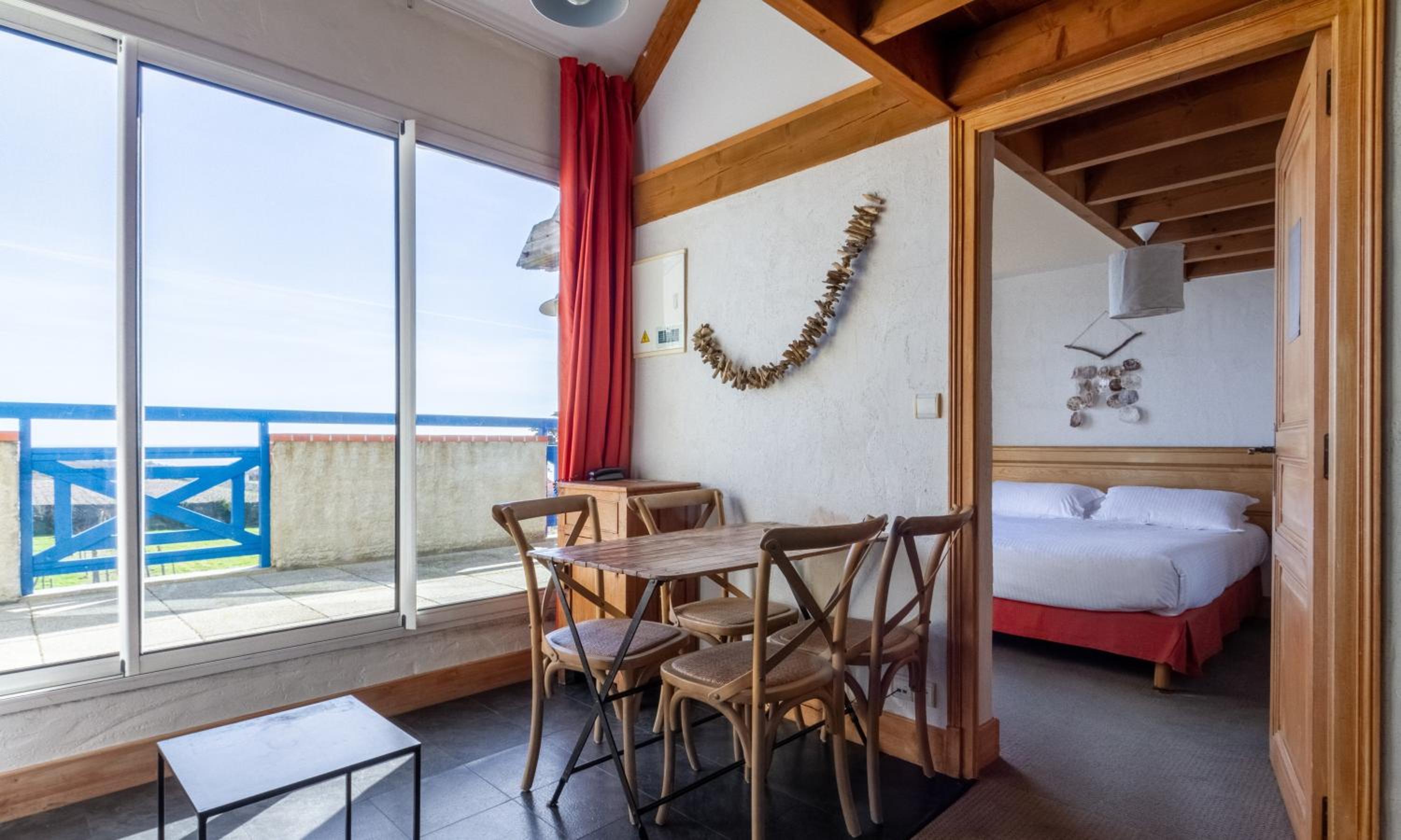 Apartment - Split Level