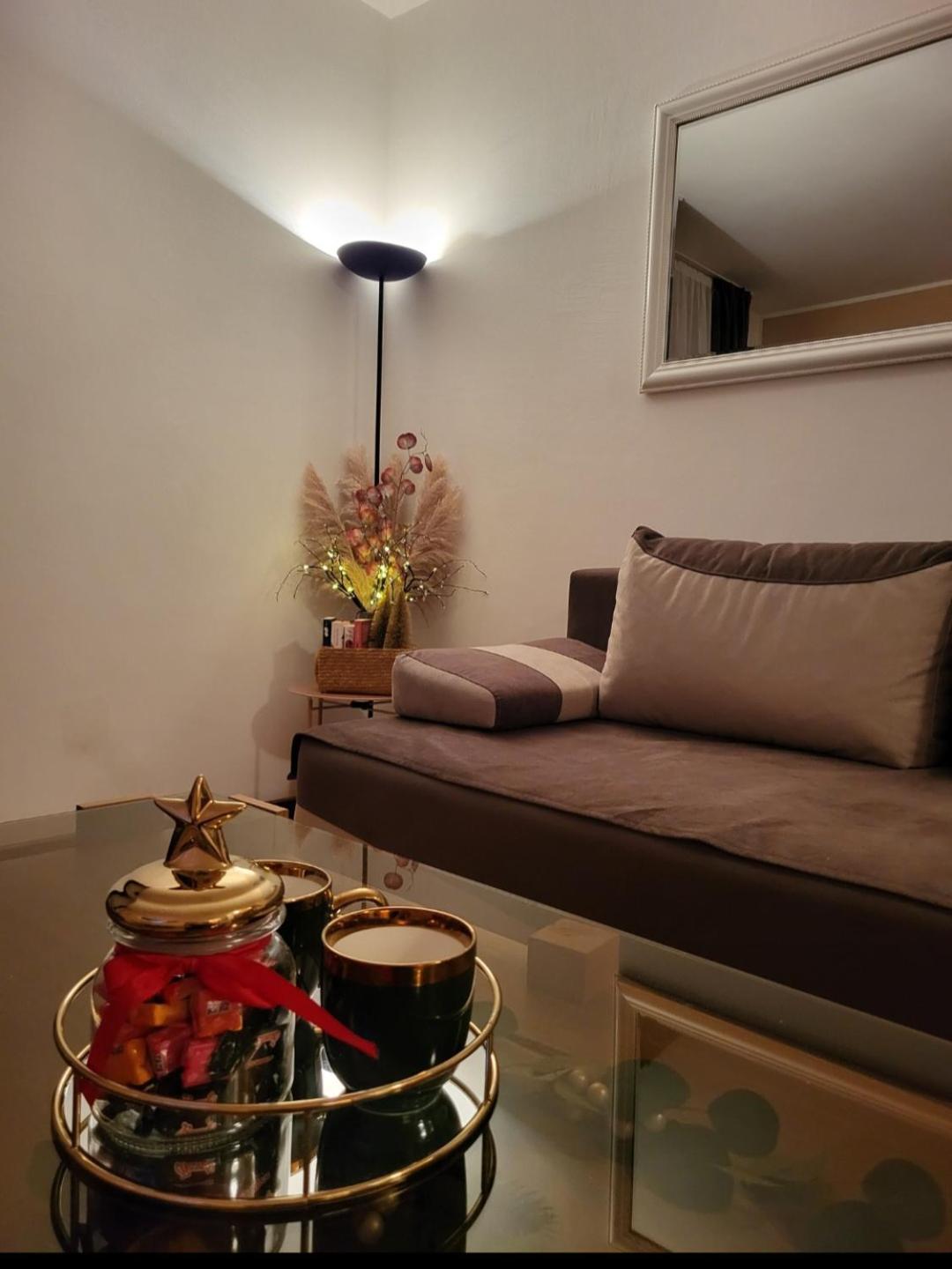 Studio Apartment photo 1
