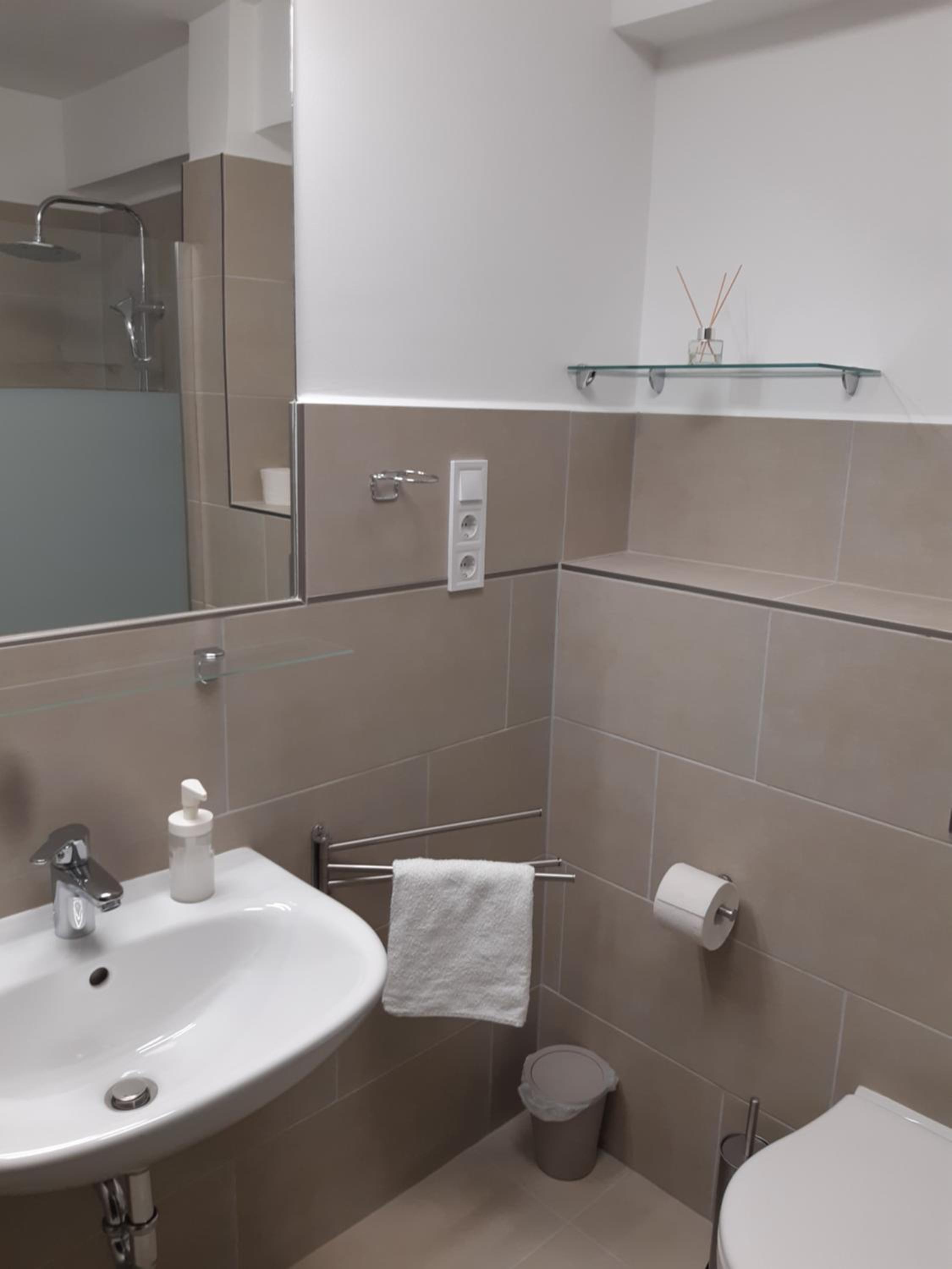 Single Room with Private Bathroom