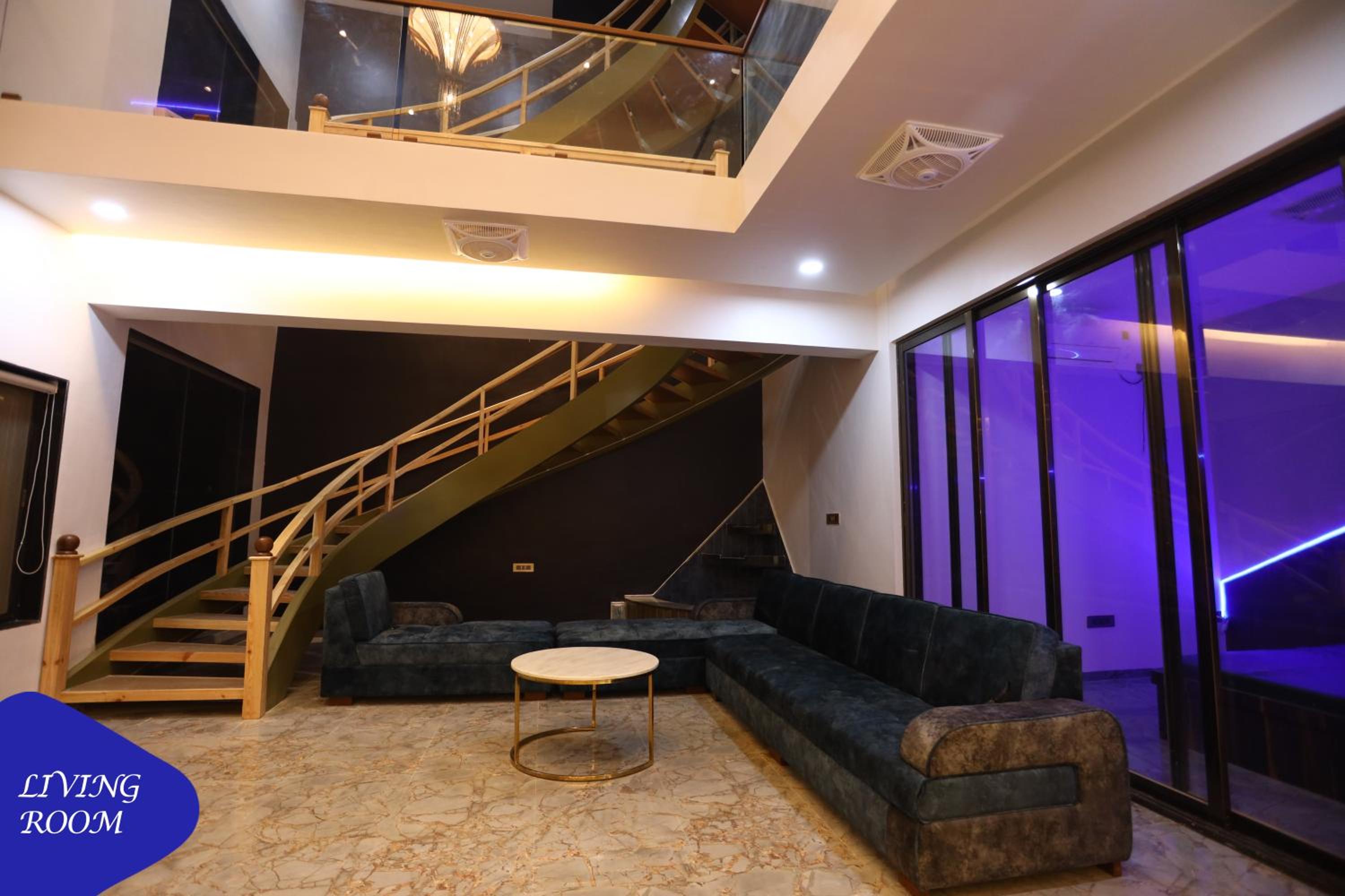 Villa With Private Pool photo 3
