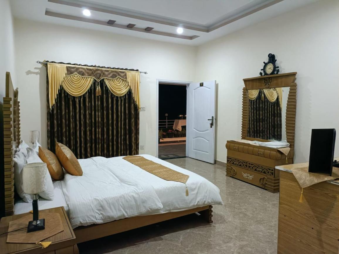 Double Room With Balcony photo 1