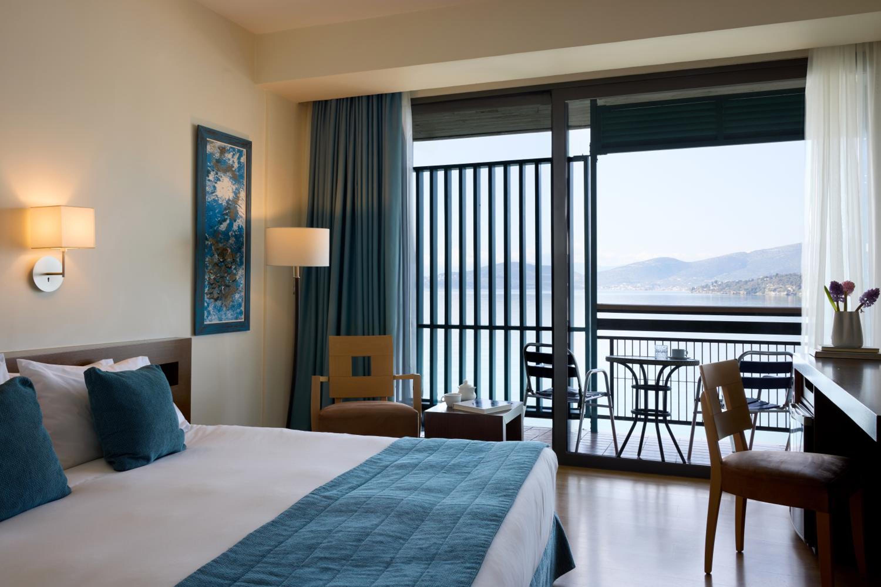 Double Room with Sea View - Photo 1